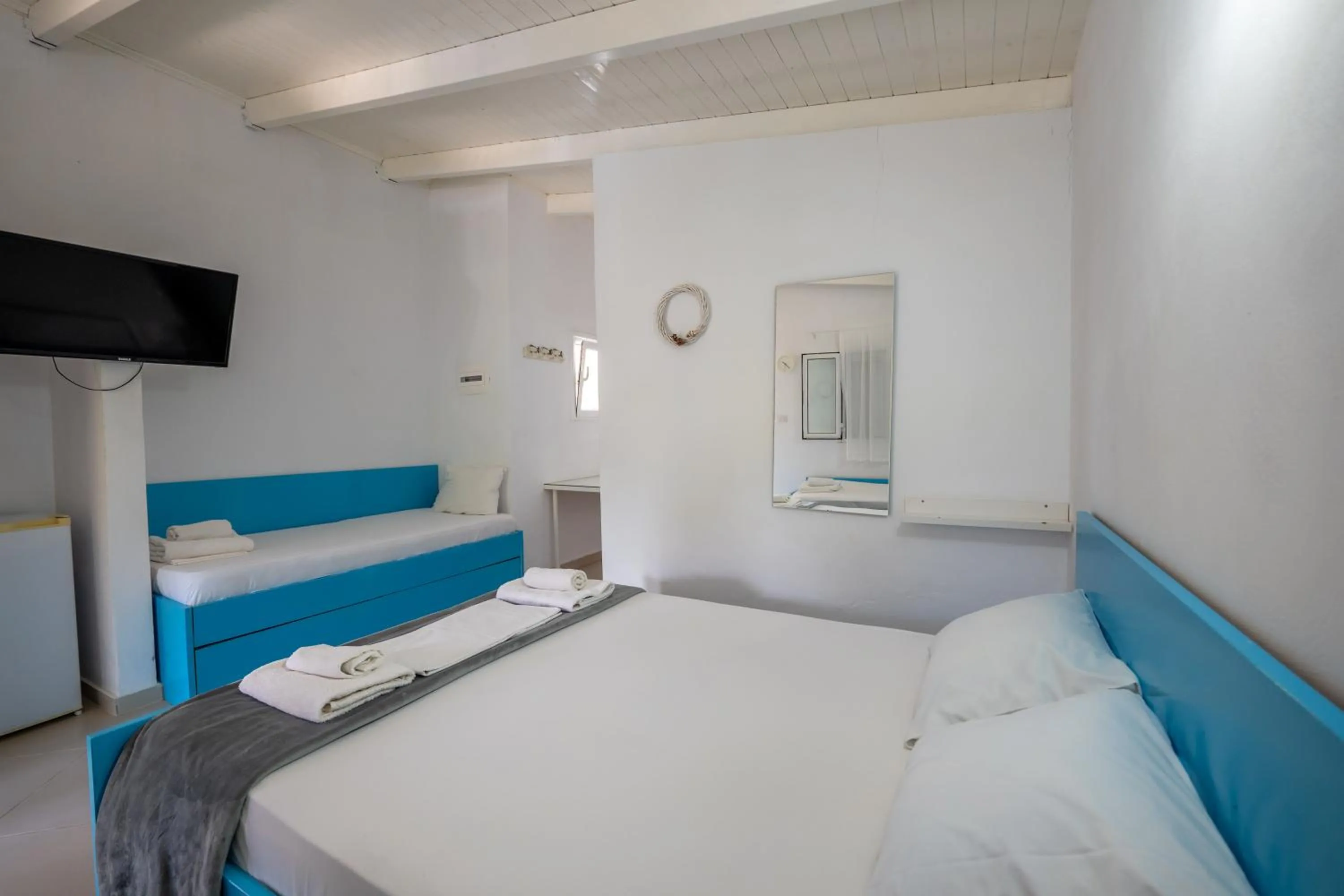 Bed in Hotel Two Mermaids Ksamil