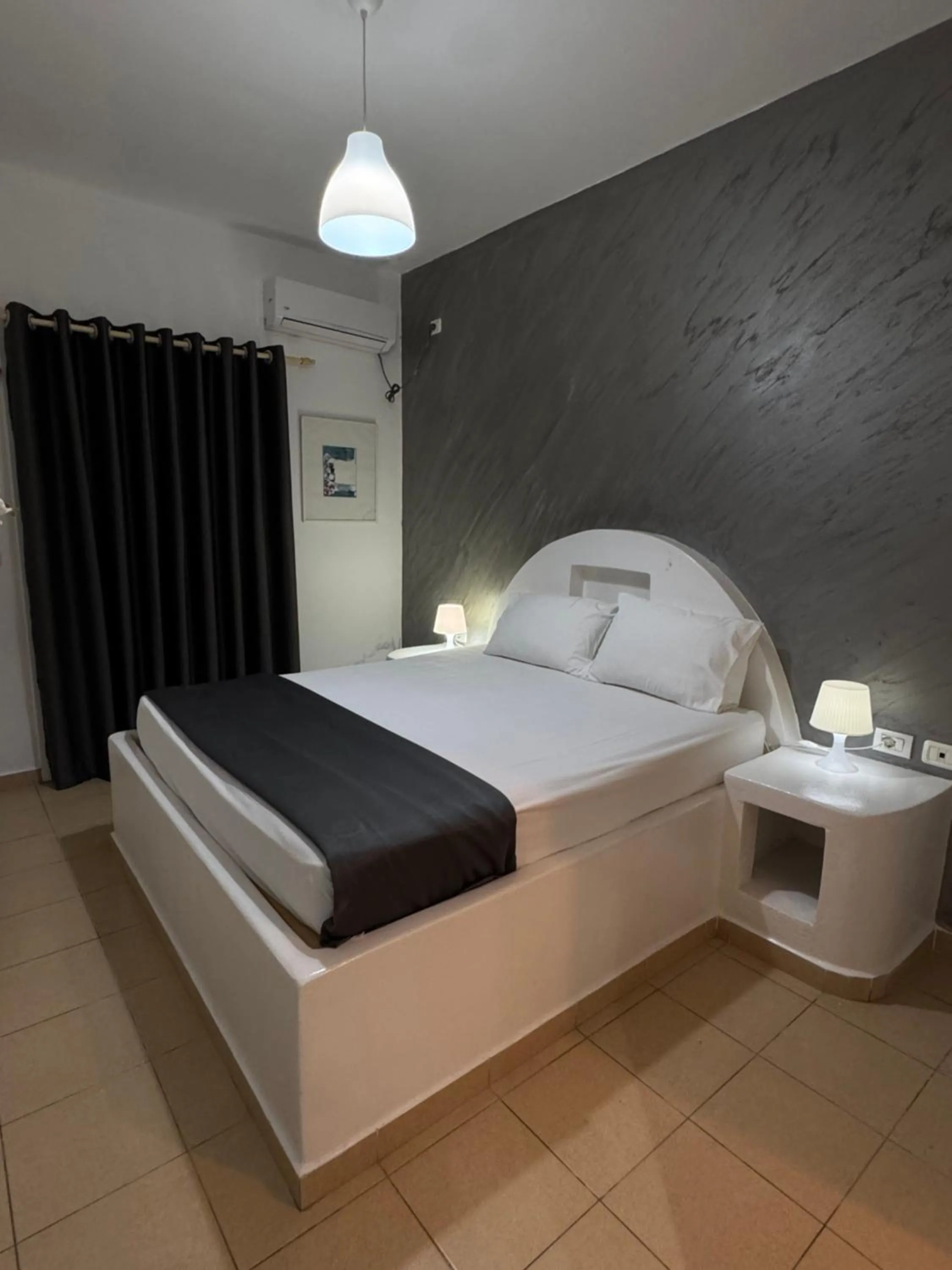 Bed in Hotel Two Mermaids Ksamil