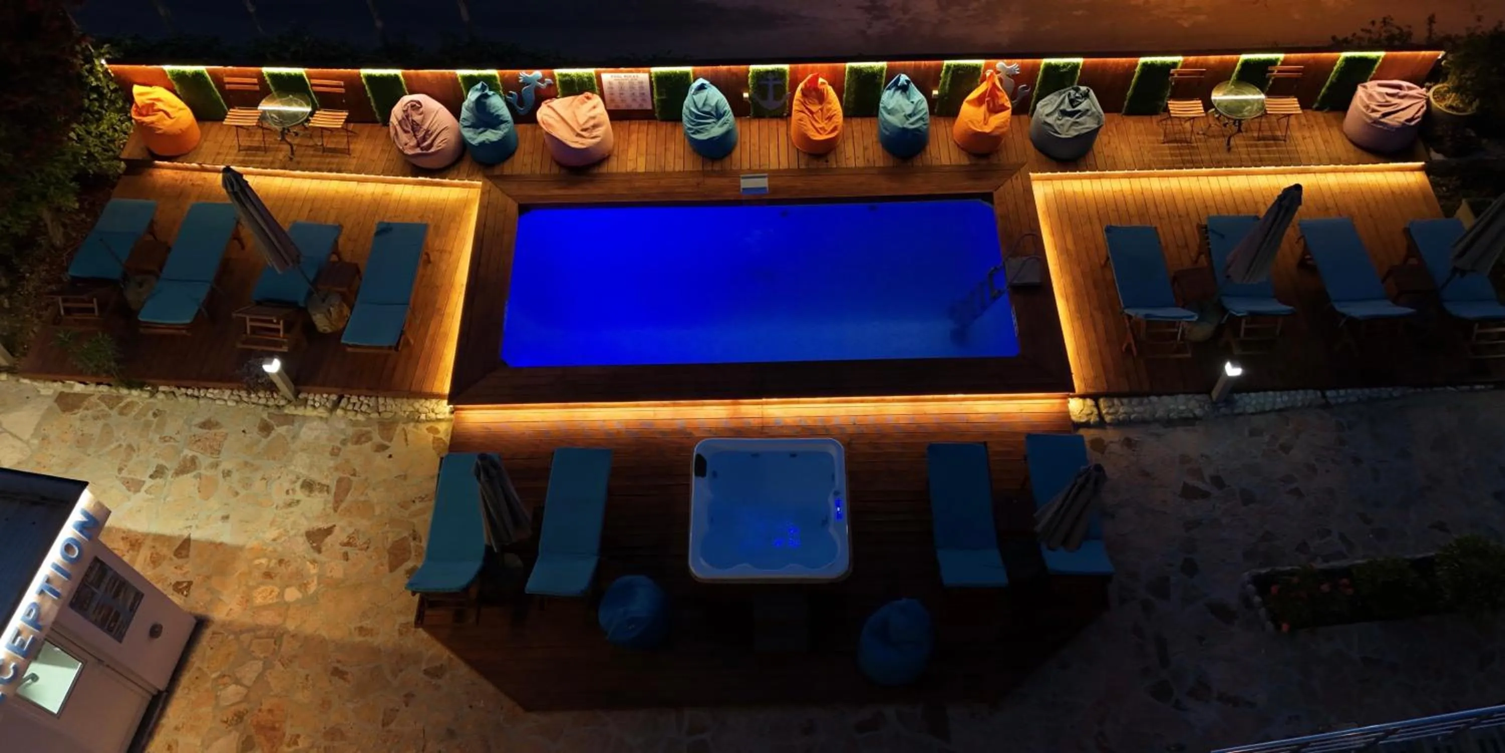 Hot Tub in Hotel Two Mermaids Ksamil