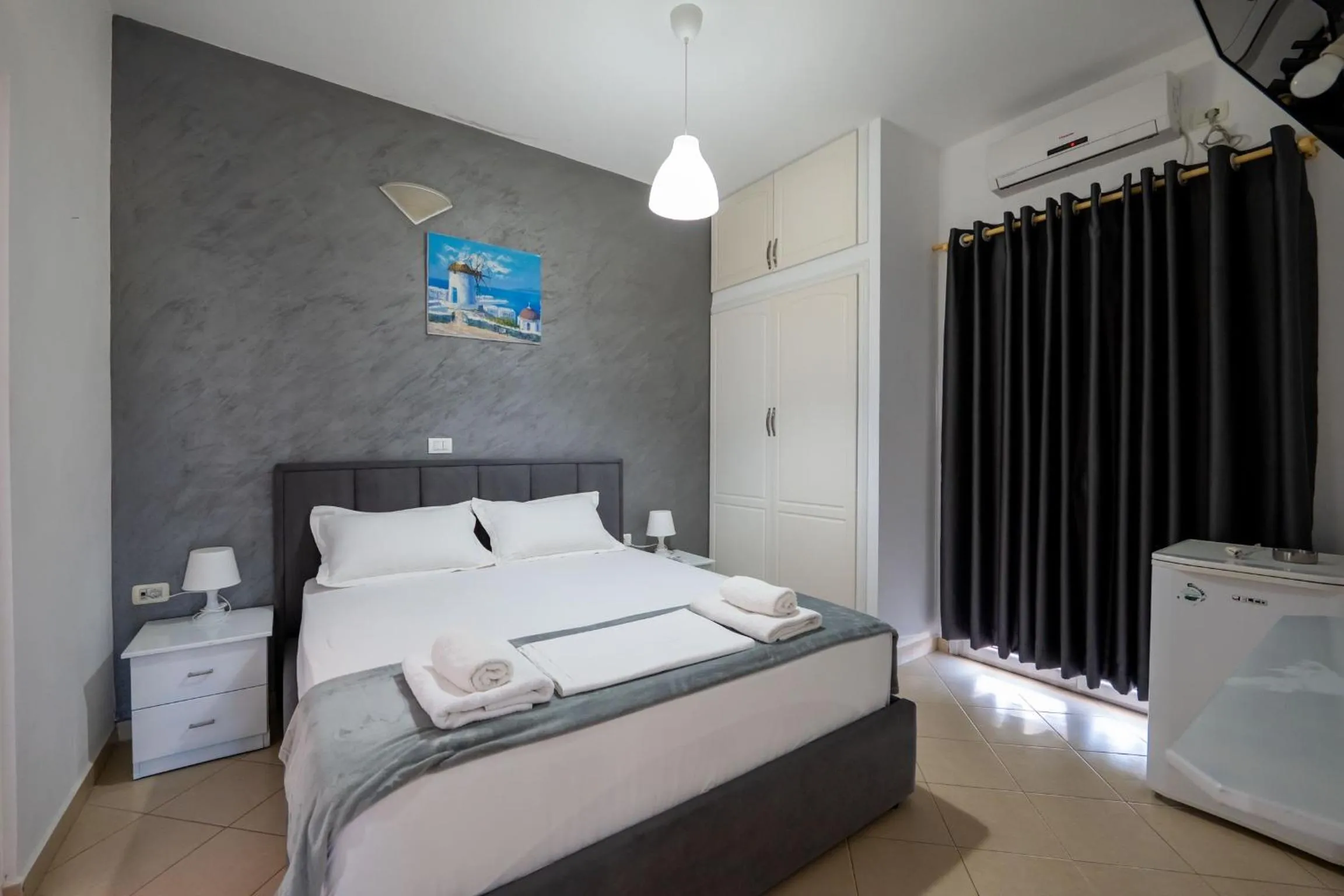 Bed in Hotel Two Mermaids Ksamil