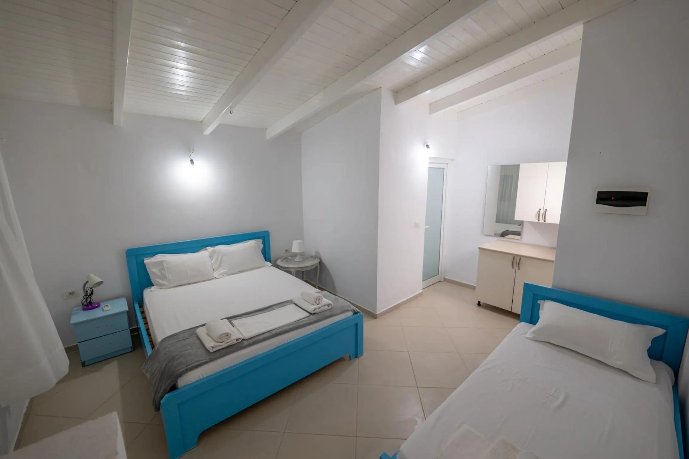 Bed in Hotel Two Mermaids Ksamil