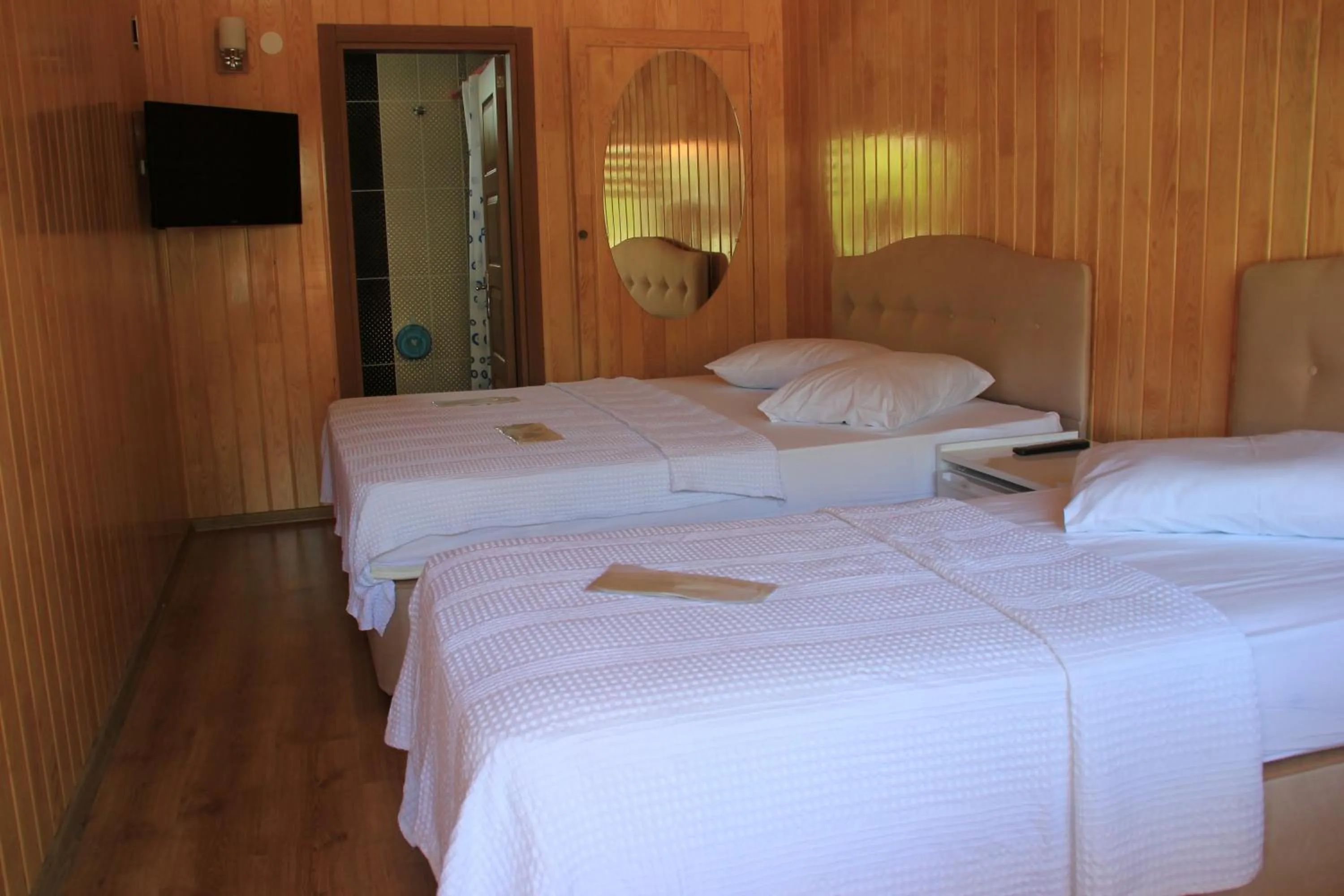 Bed in Ataköy Otel Cafe Restaurant