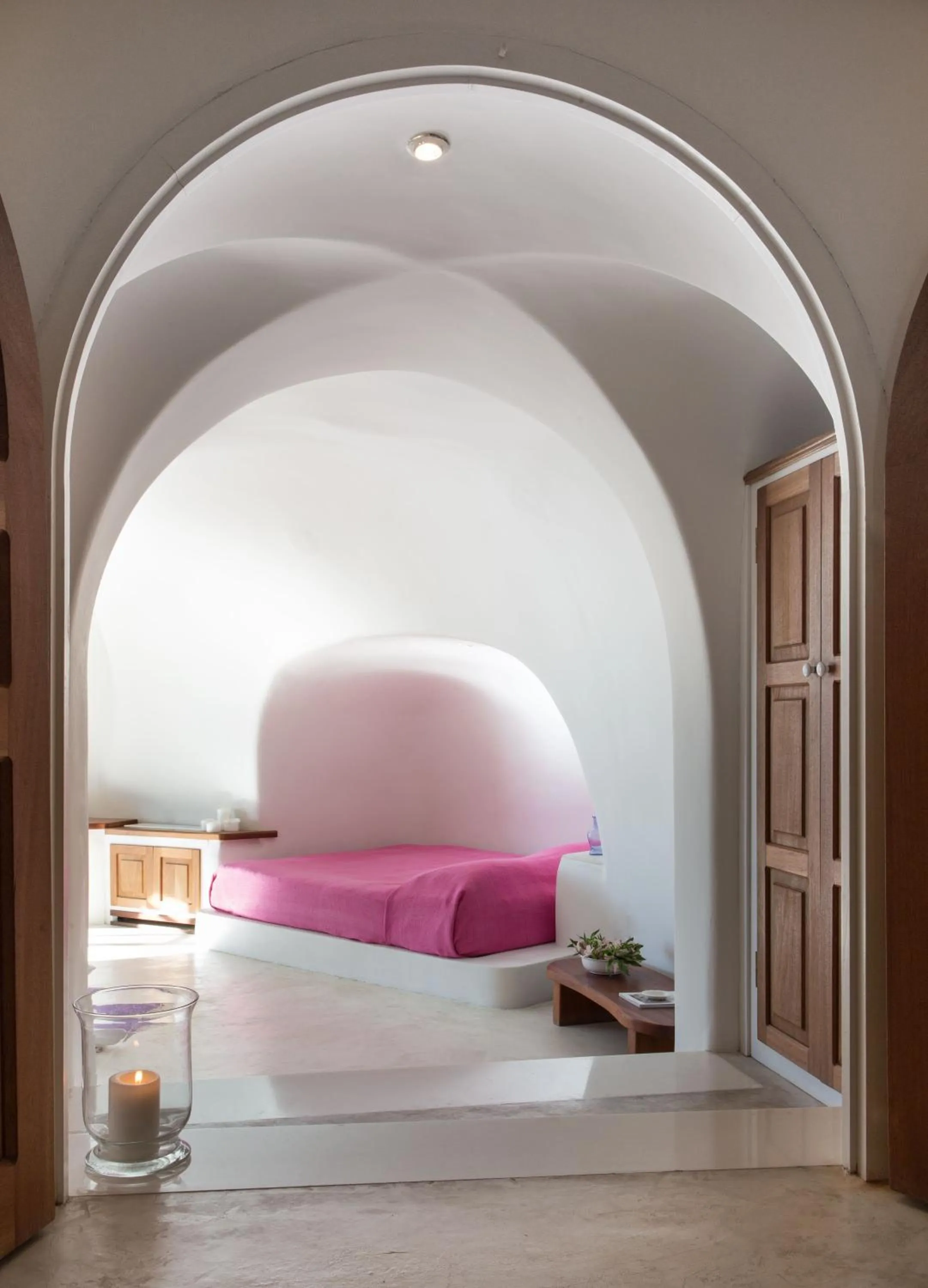 Bed in Perivolas Hotel