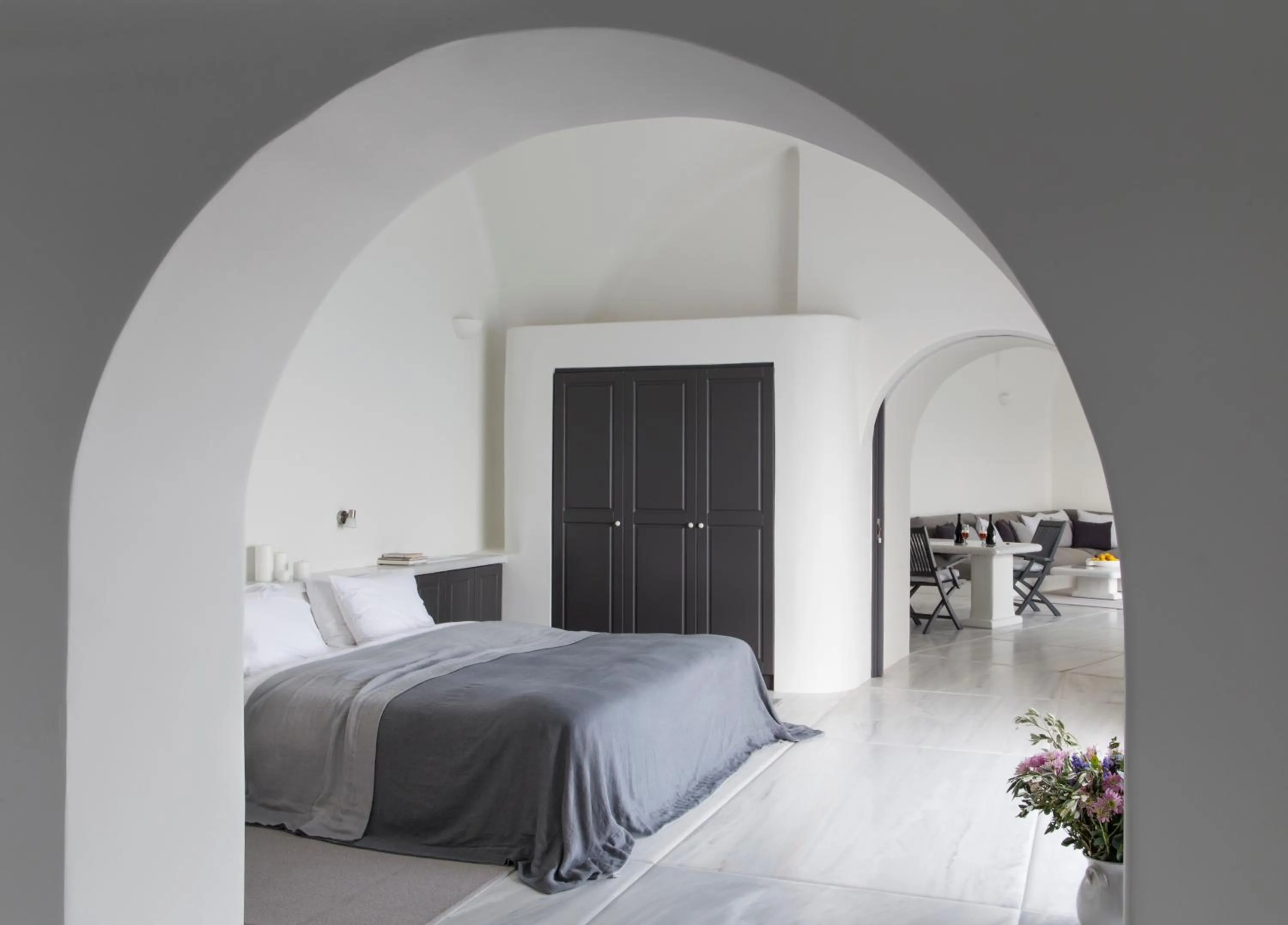 Bedroom, Bed in Perivolas Hotel