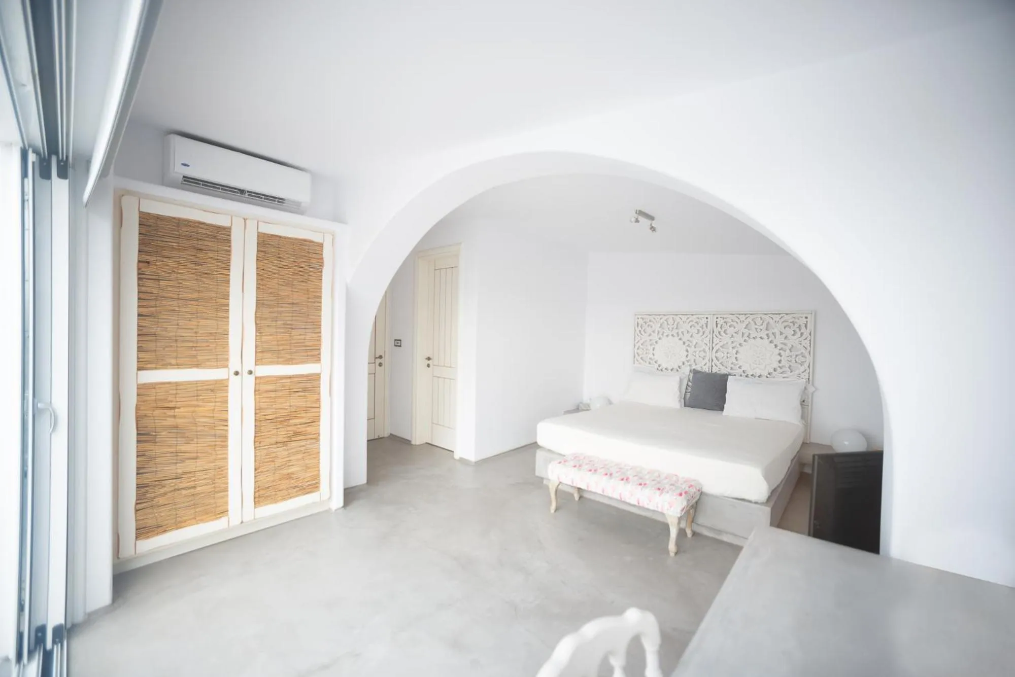 Bed in The Saint Vlassis