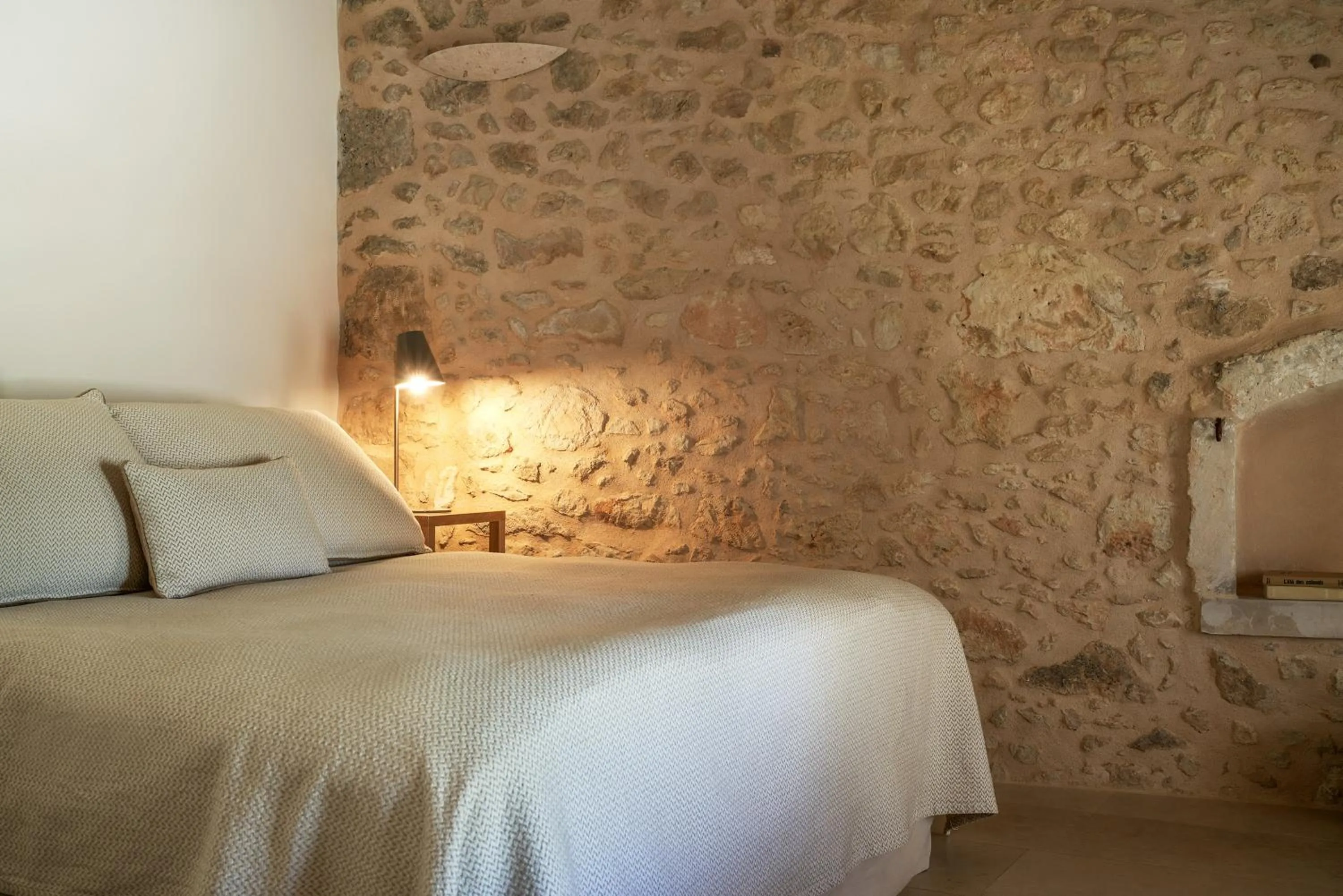 Bedroom, Bed in Kapsaliana Village Hotel