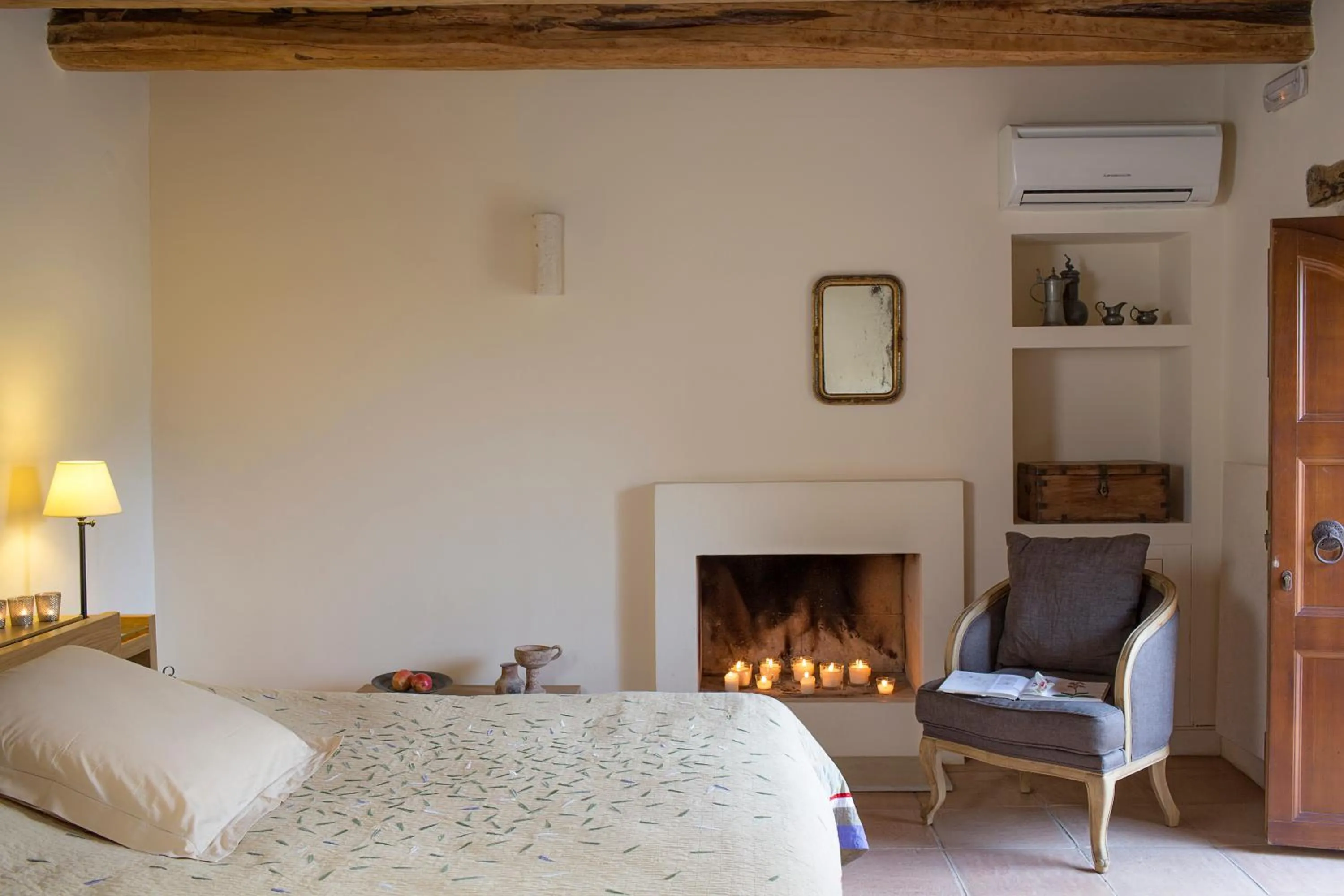 Bedroom, Bed in Kapsaliana Village Hotel