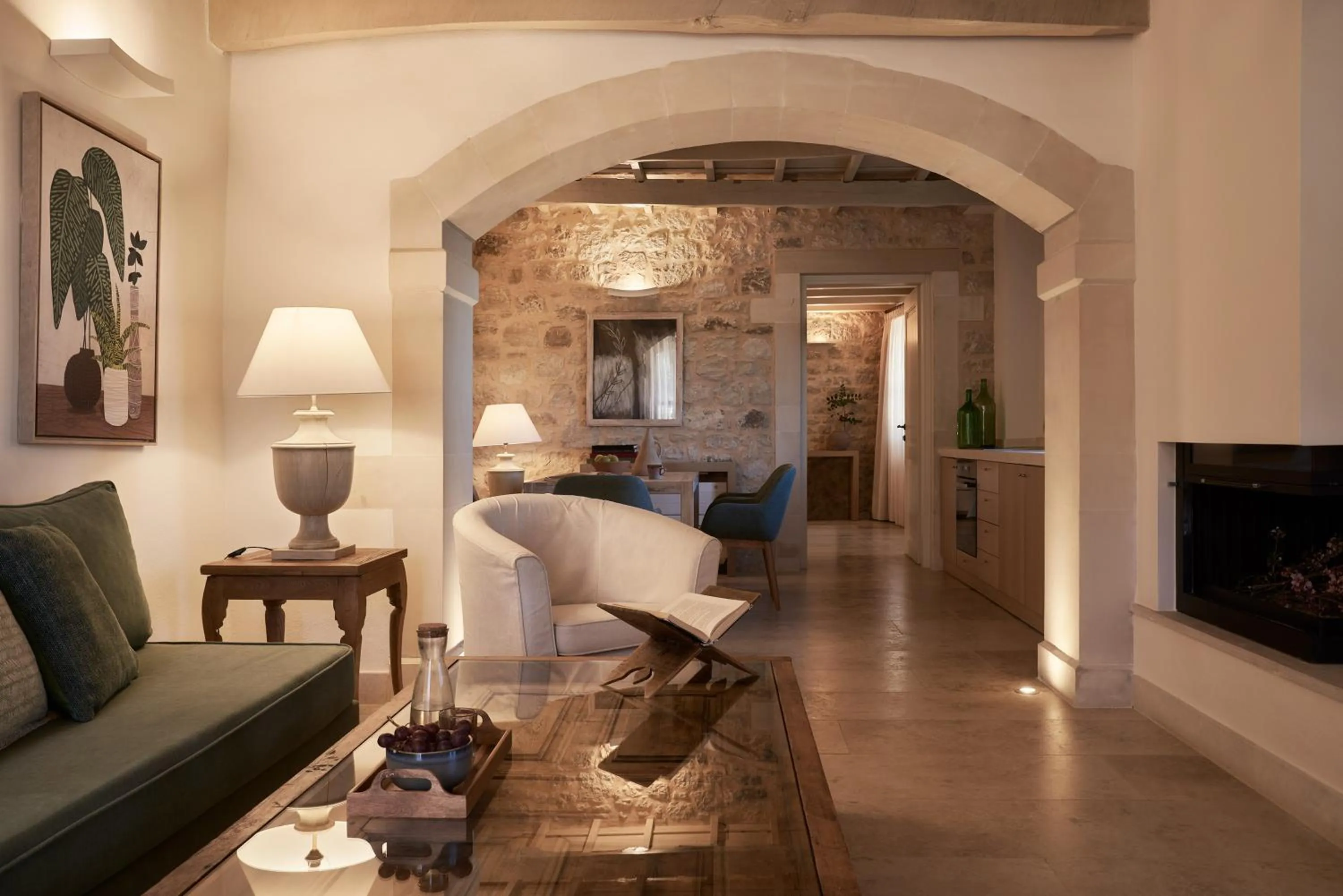 Living room in Kapsaliana Village Hotel