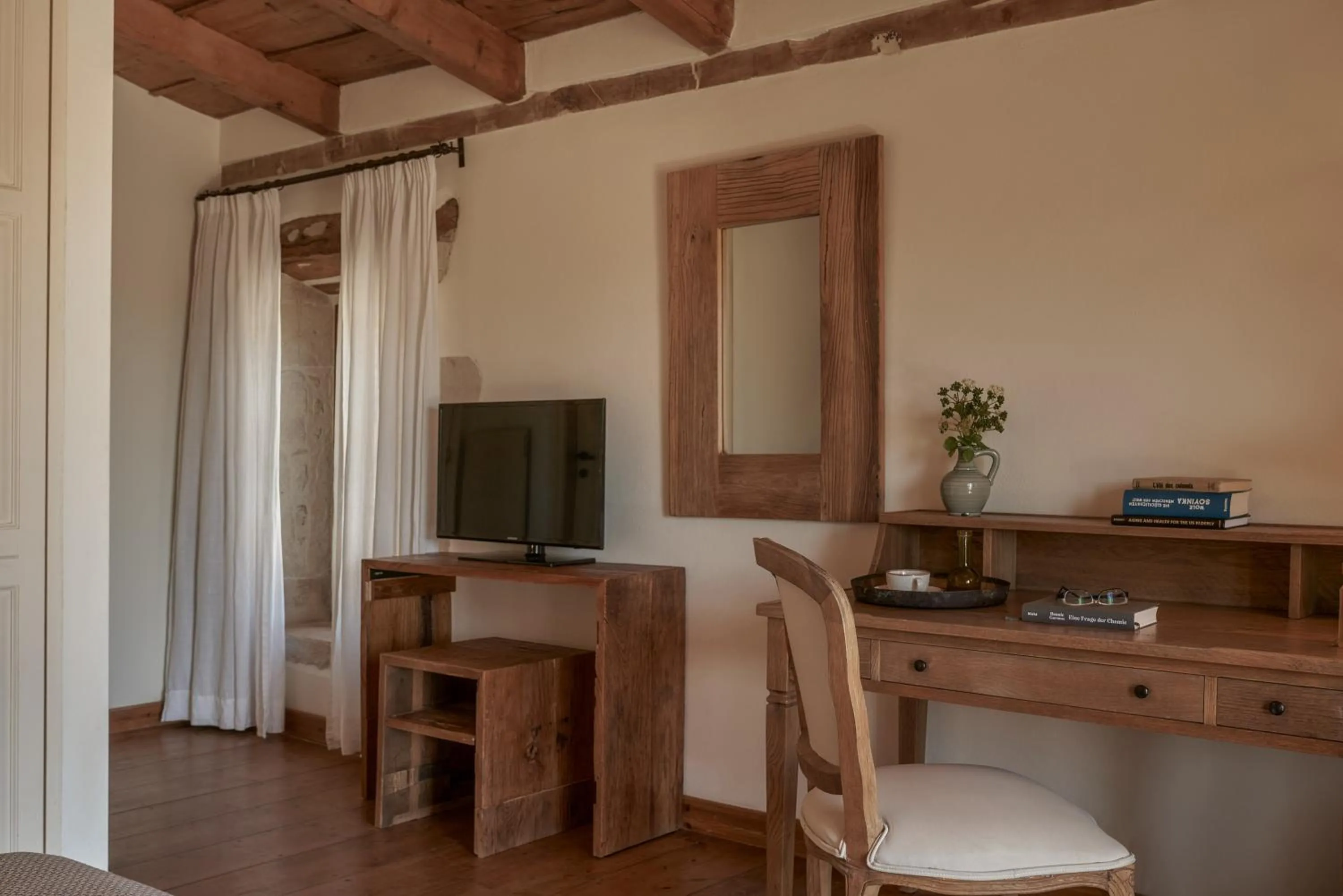 Bedroom in Kapsaliana Village Hotel