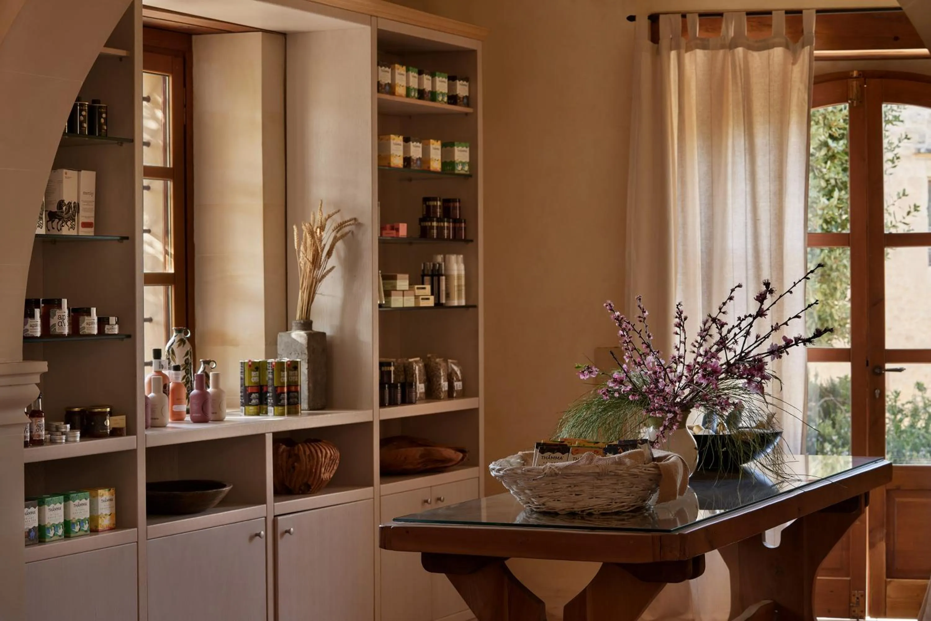 Area and facilities in Kapsaliana Village Hotel