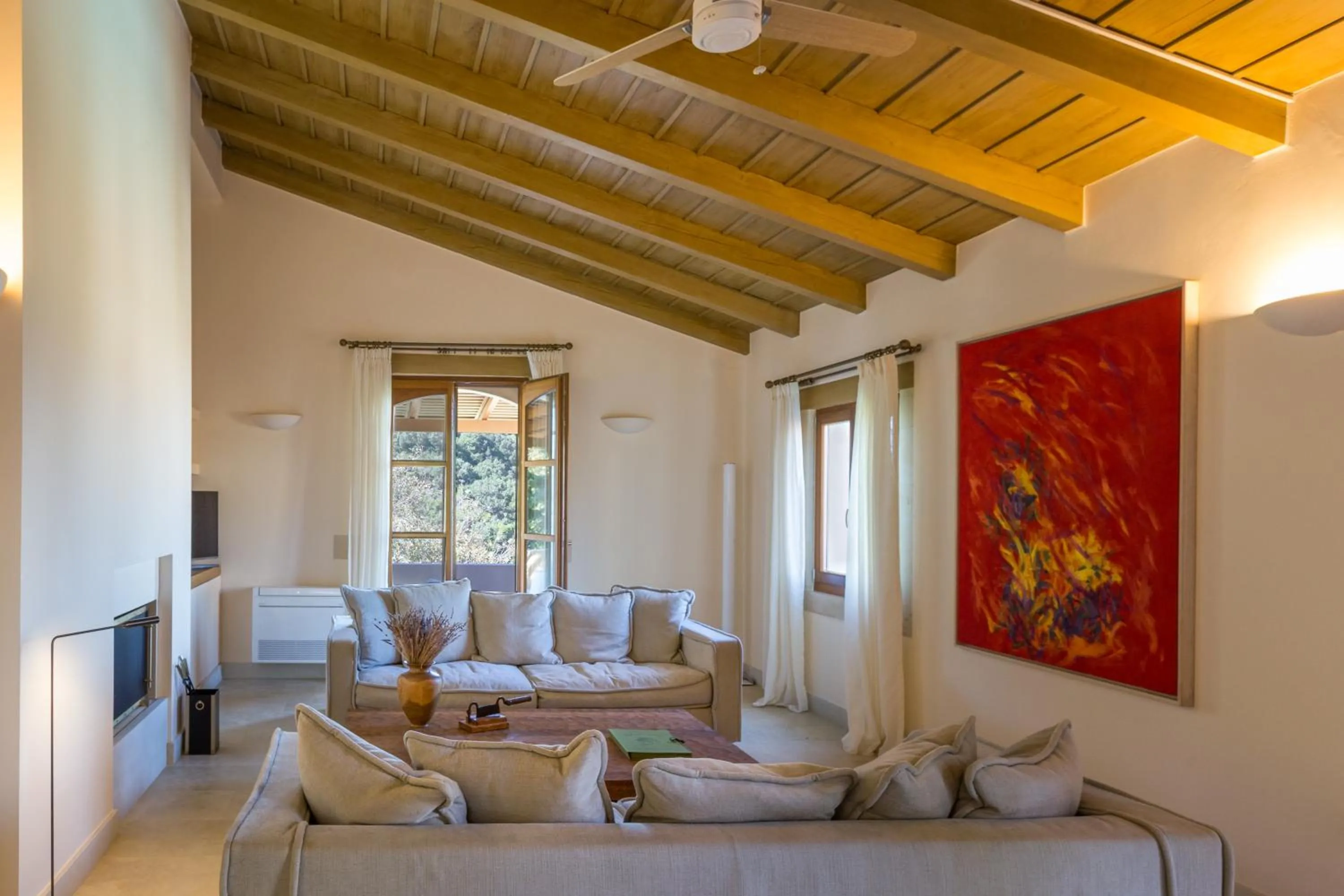 Living room in Kapsaliana Village Hotel