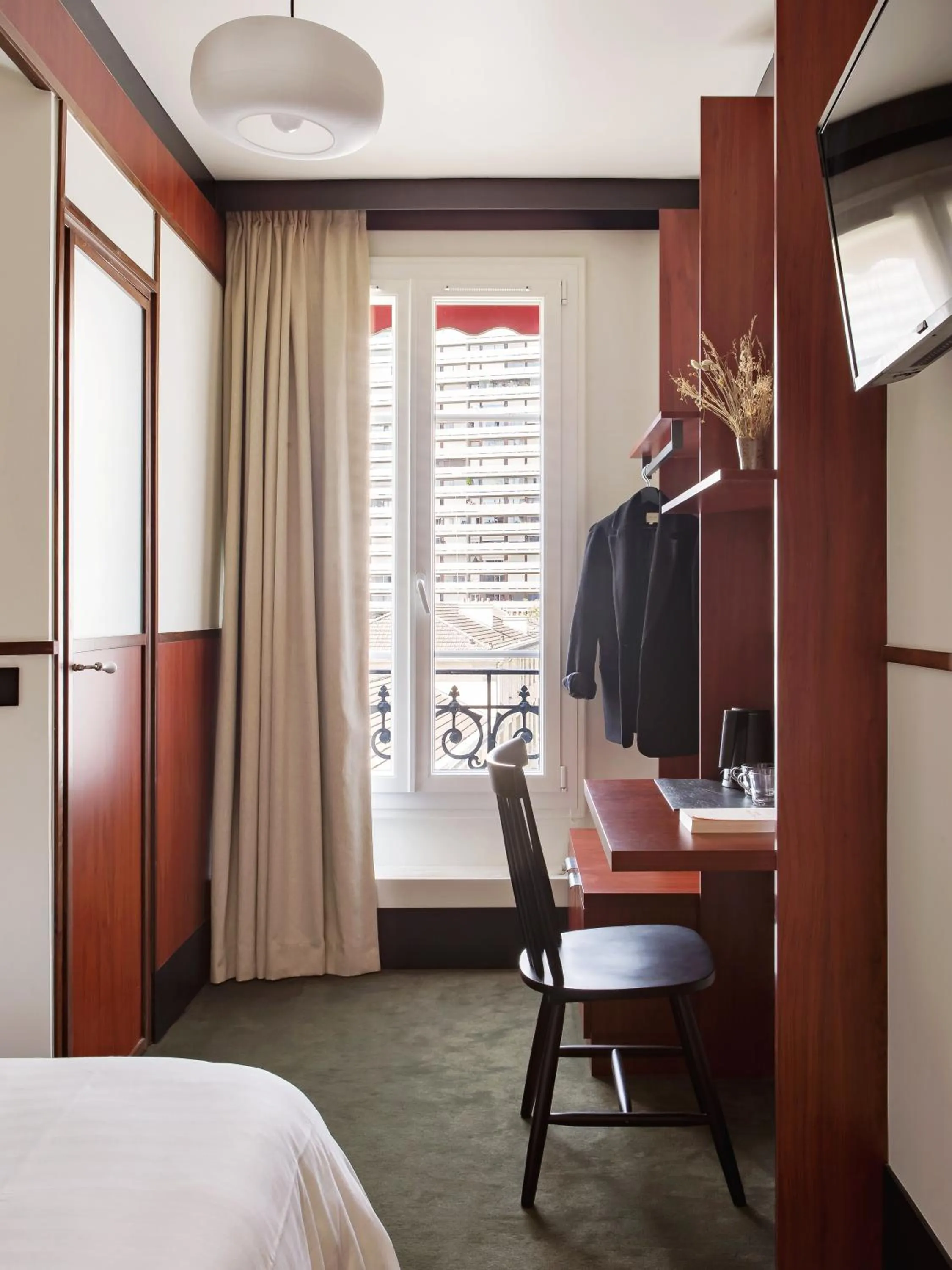 Coffee/tea facilities, Bed in Hôtel Marguerite