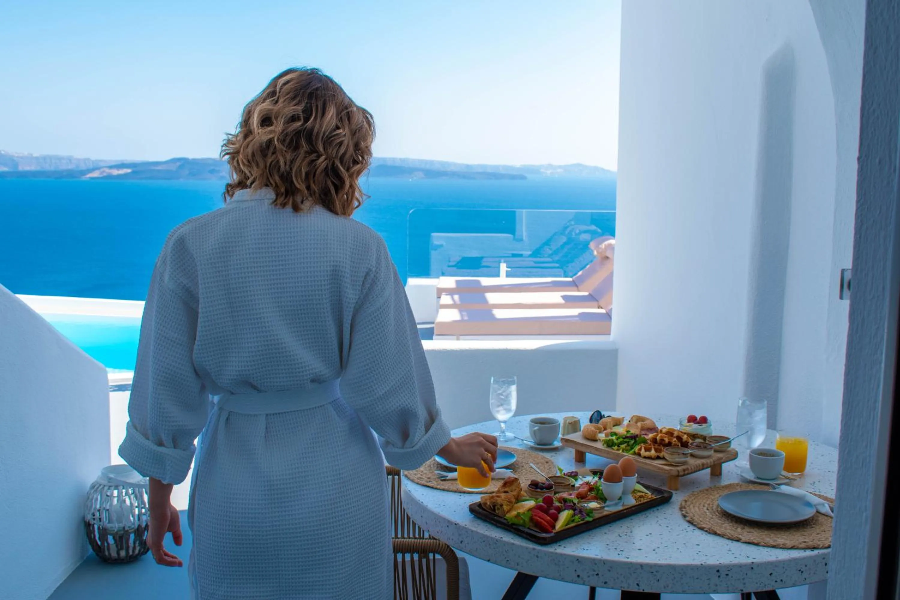 Balcony/Terrace in Kima Oia Suites