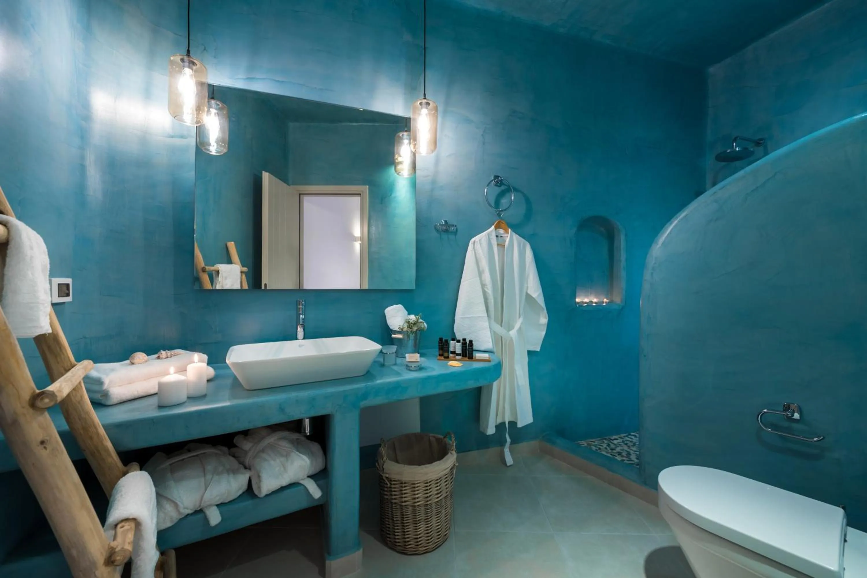 Shower in Kima Oia Suites