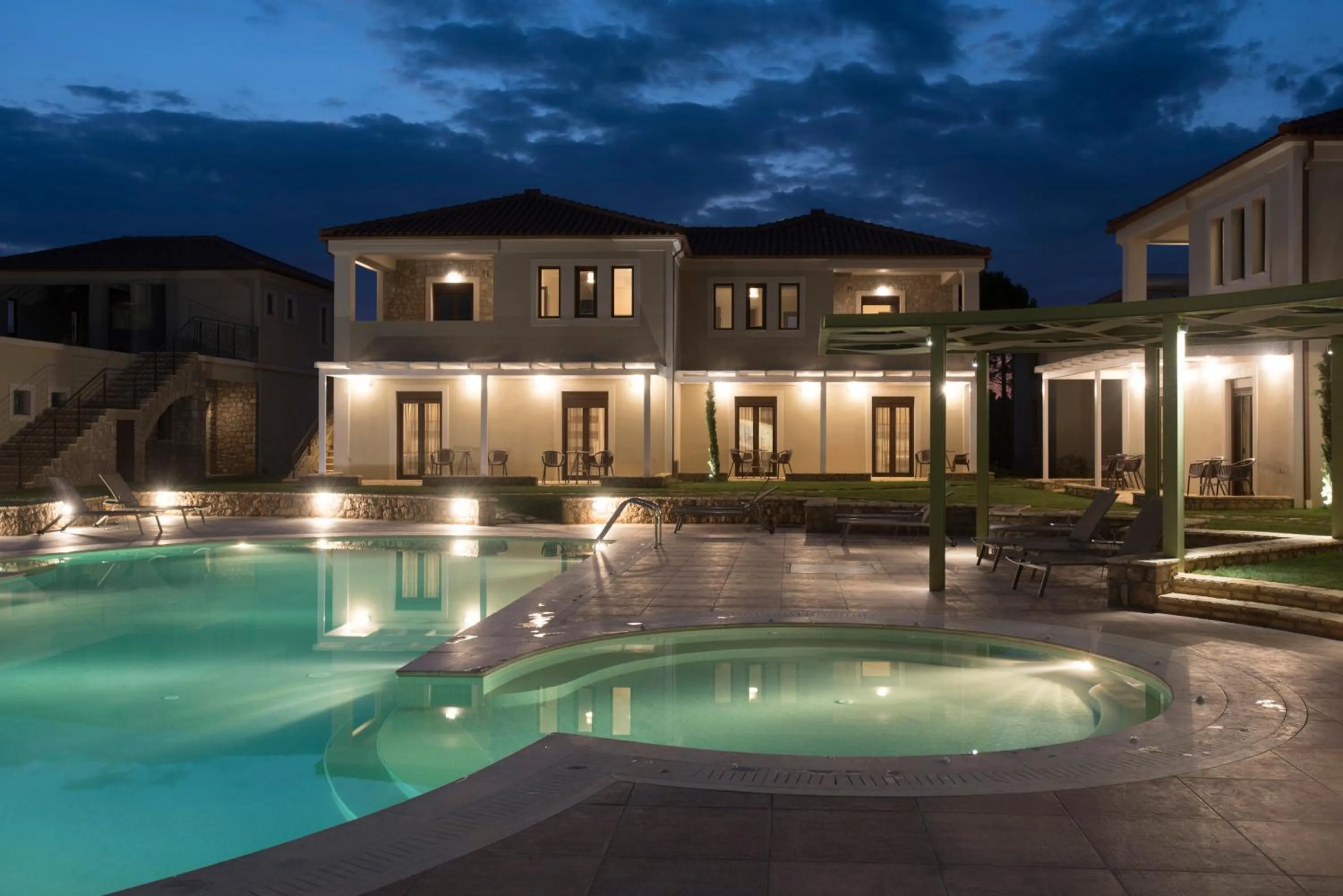 Property building in Imathoessa