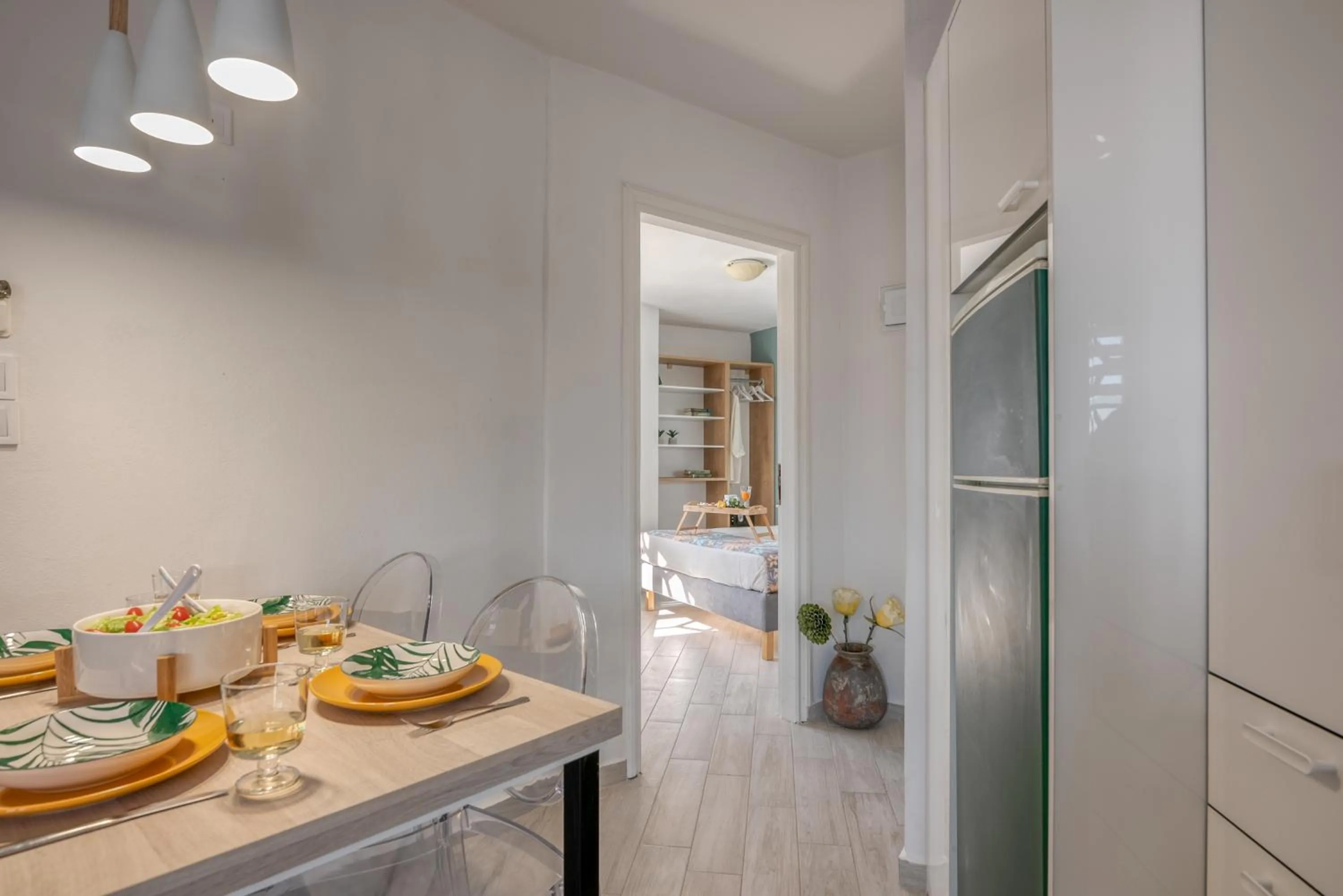 Dining area in Georgia Vicky Studios & Apartments