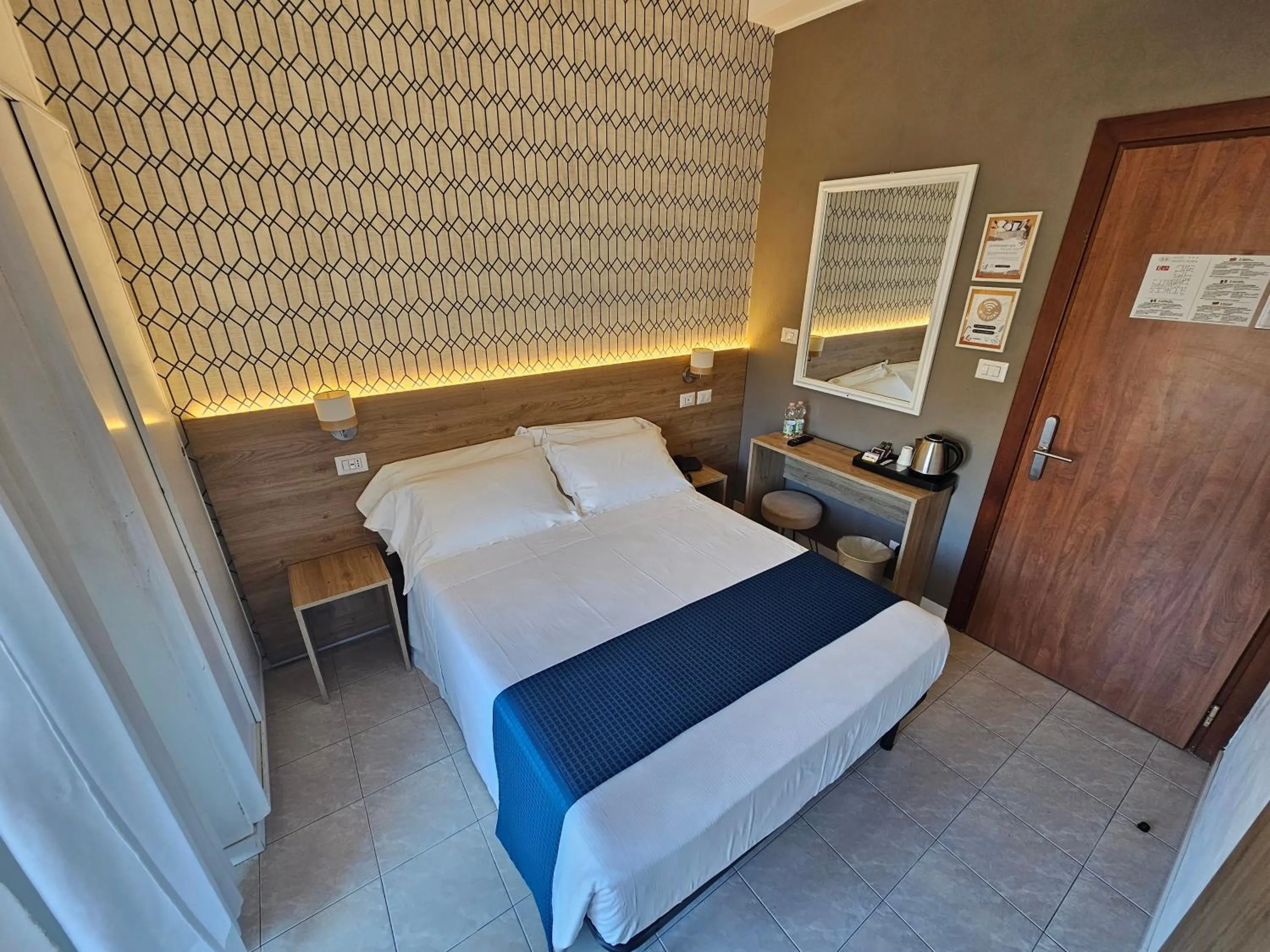 Bed in Hotel Pacific