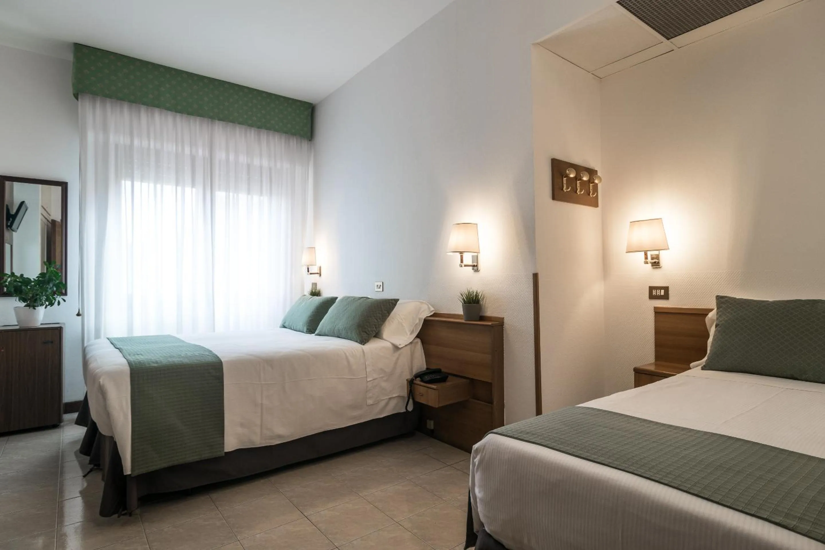 Bed in Hotel Pacific