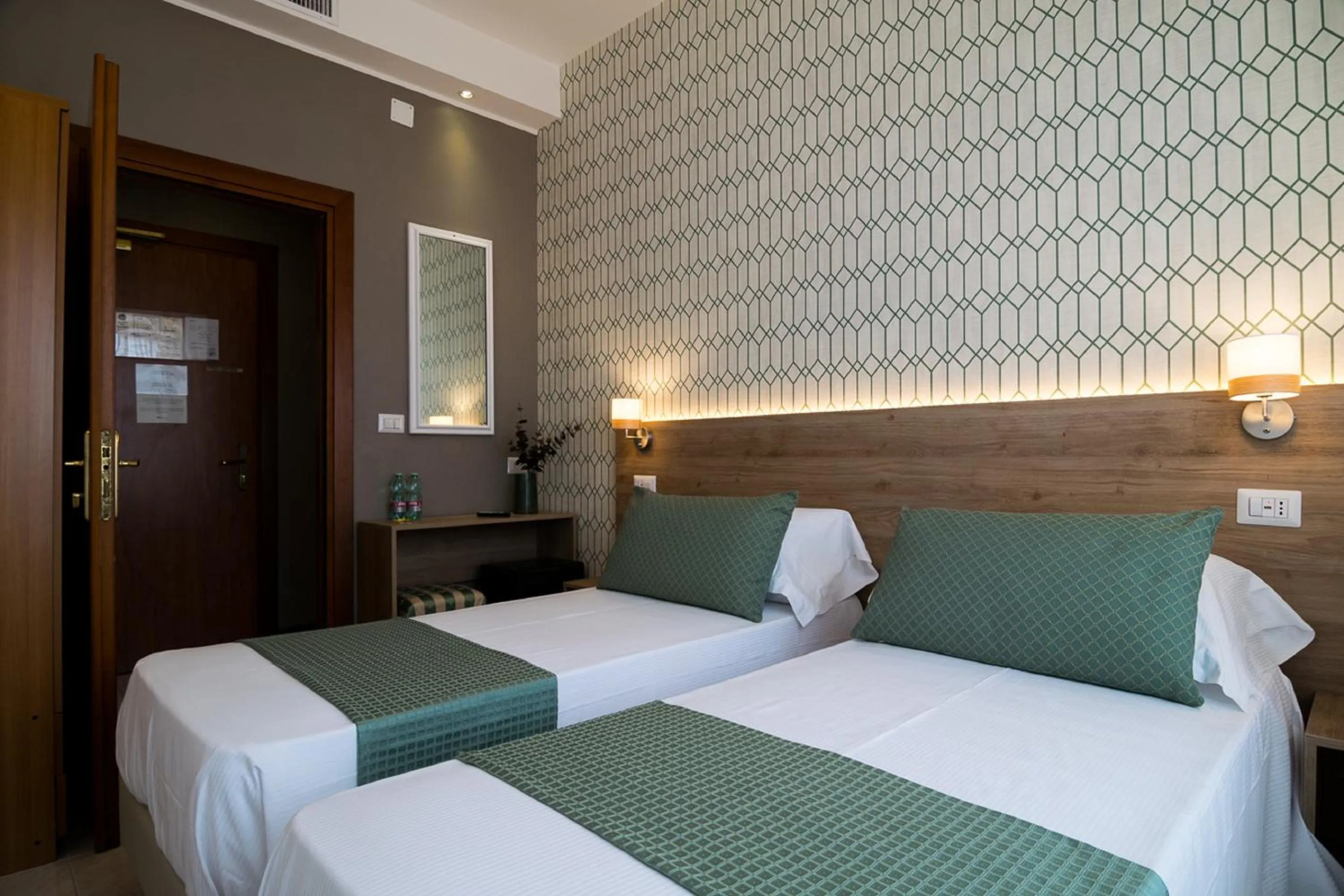 Bed in Hotel Pacific