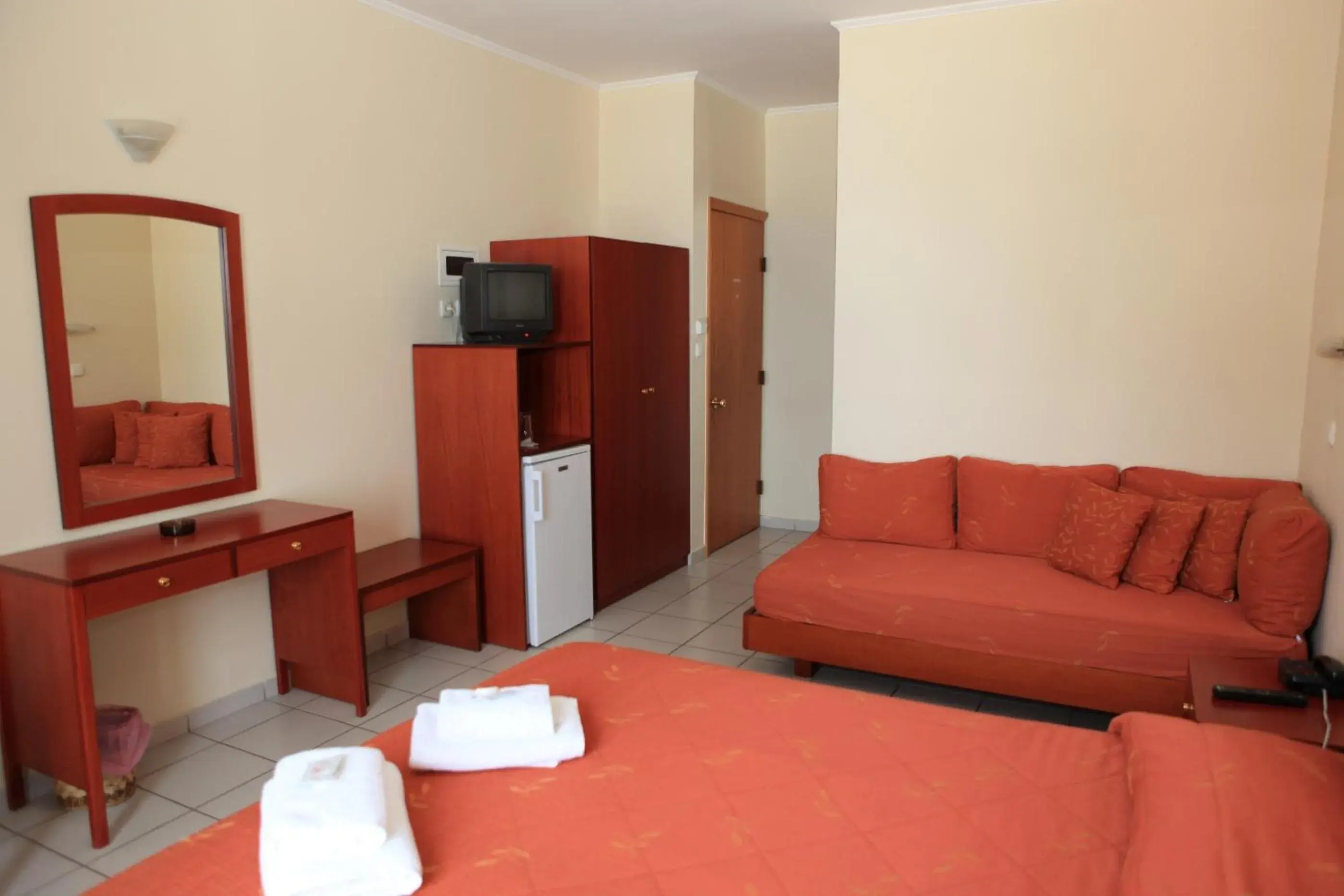 Bedroom, Bed in Pramataris Bedroom, Bed in Pramataris