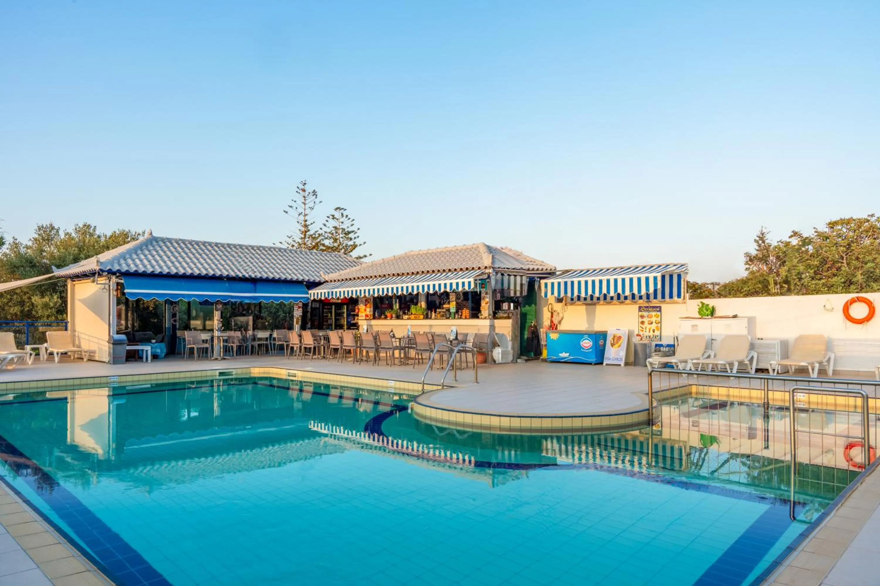 Lounge or bar in Sergiani Garden Hotel Apartments