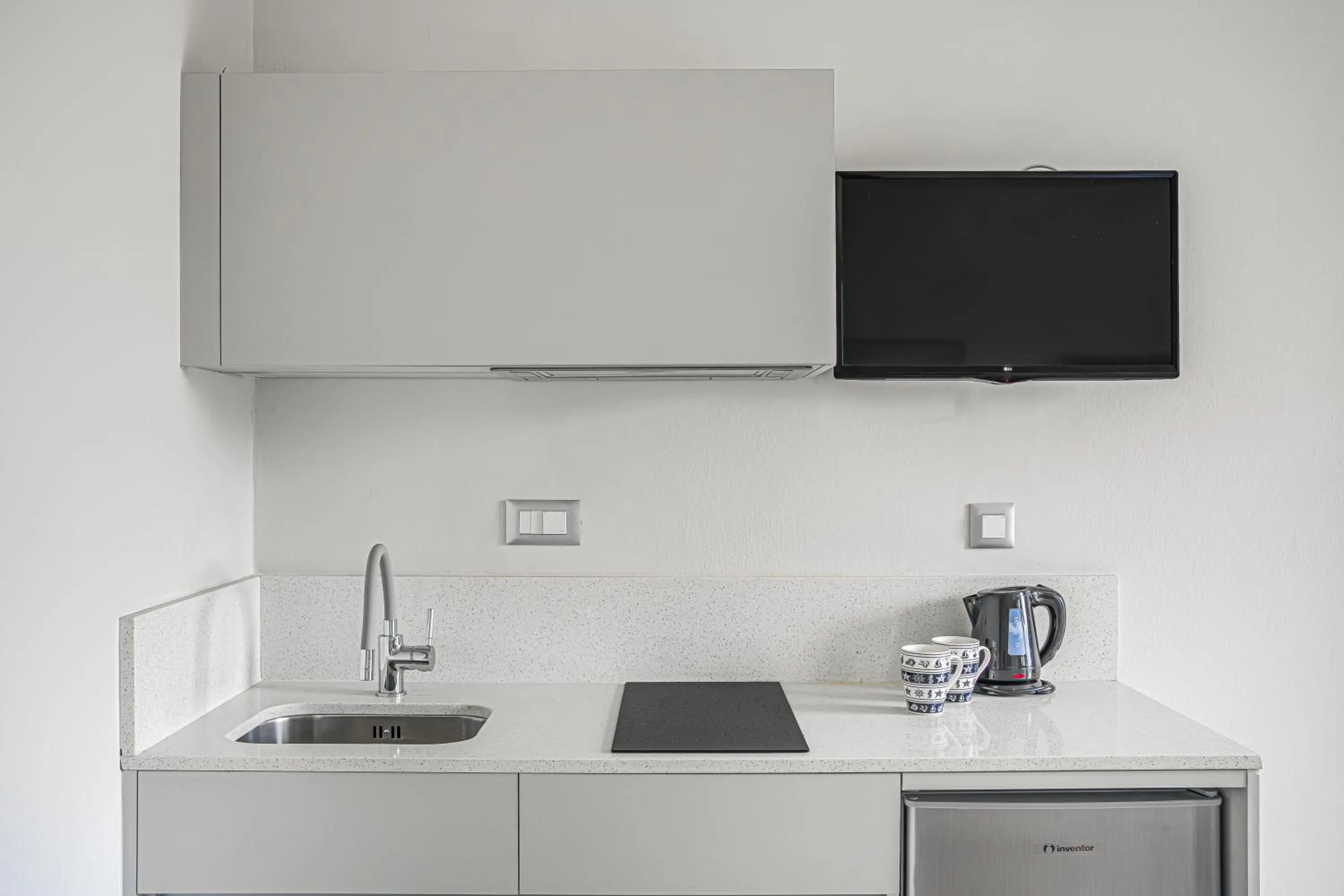 Coffee/tea facilities in Sergiani Garden Hotel Apartments