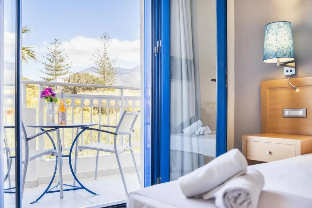 Patio, Bed in Sergiani Garden Hotel Apartments