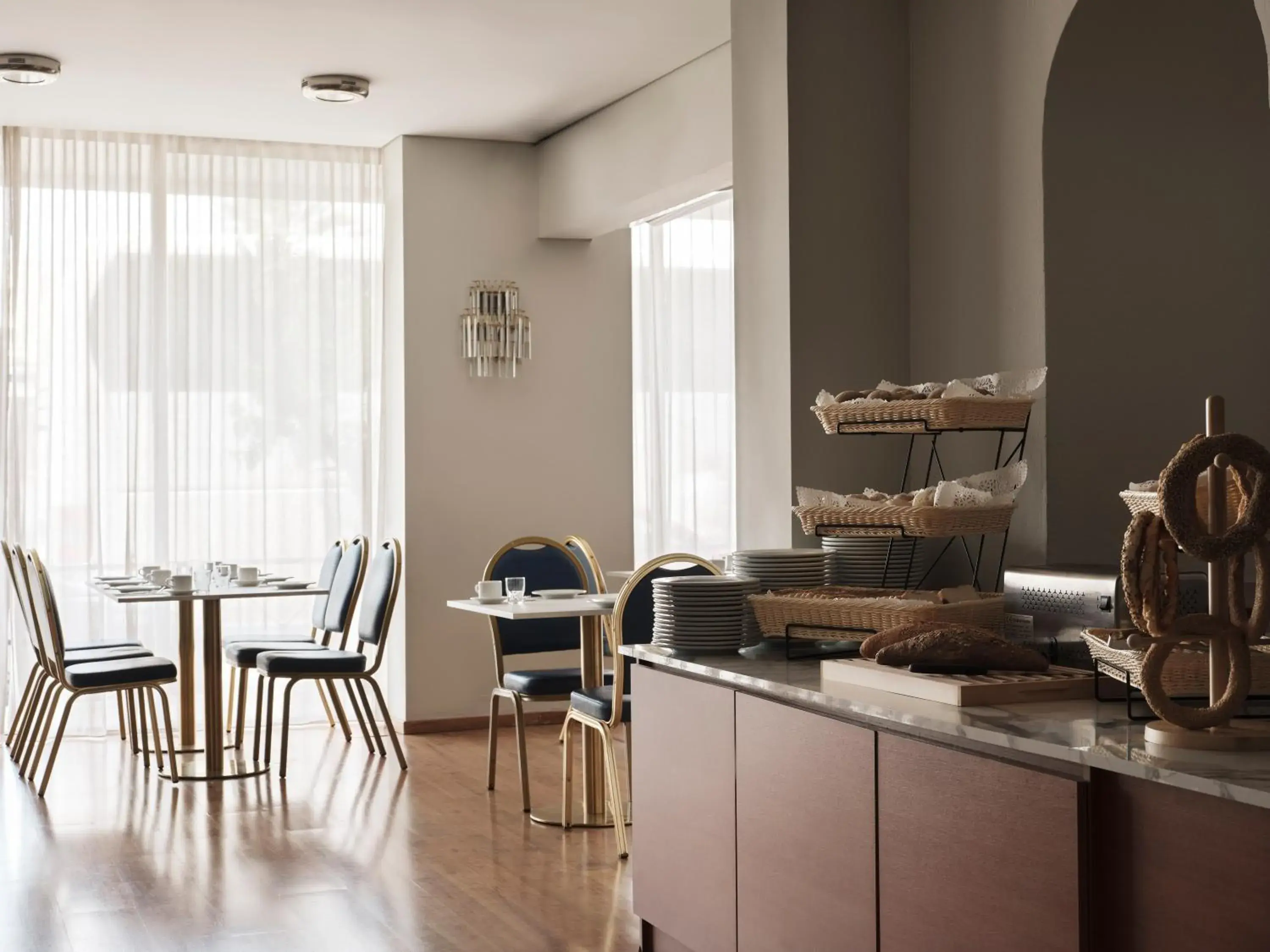 Restaurant/places to eat in Candia Hotel Restaurant/places to eat in Candia Hotel