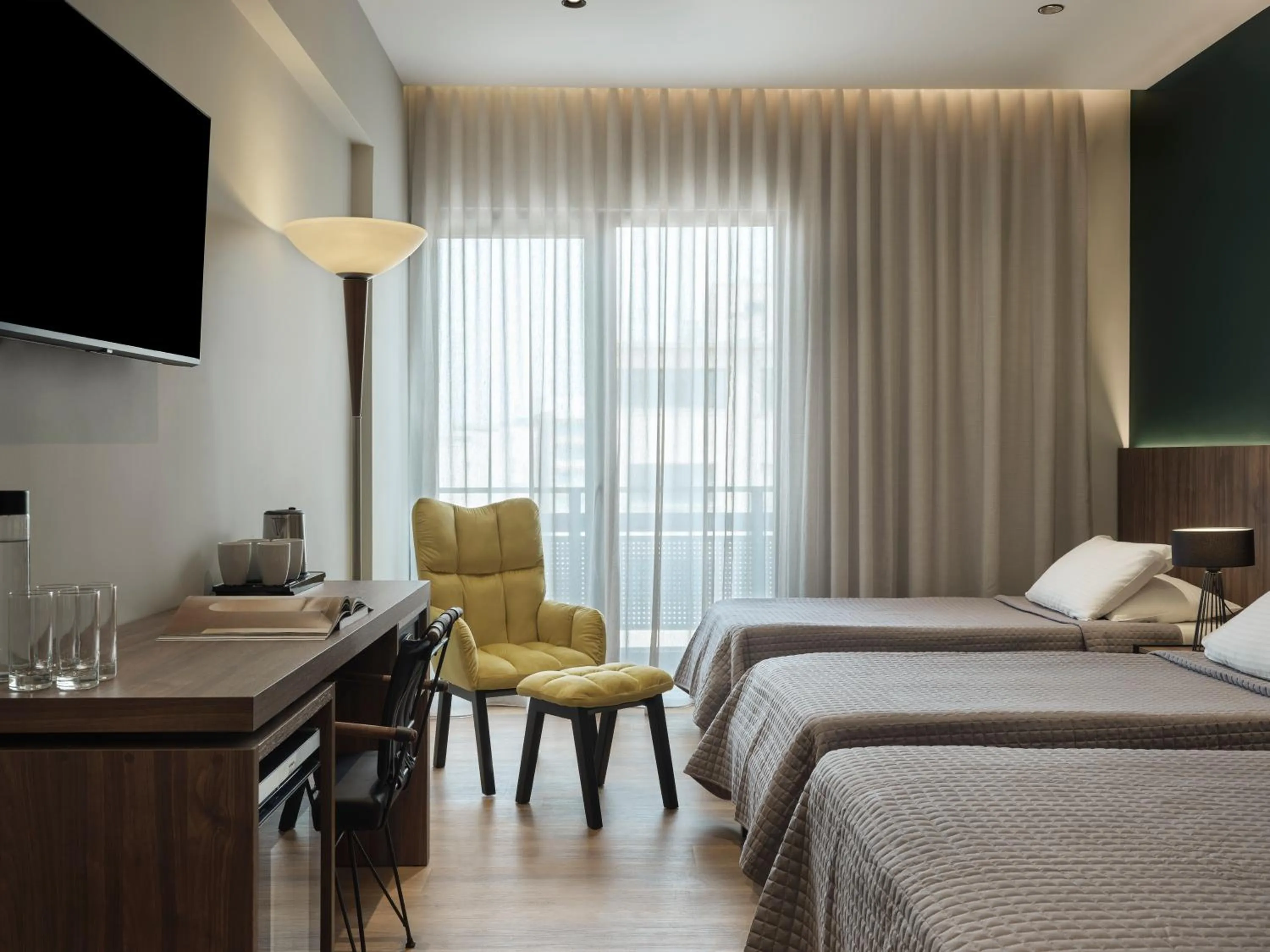 Bedroom, Bed in Candia Hotel