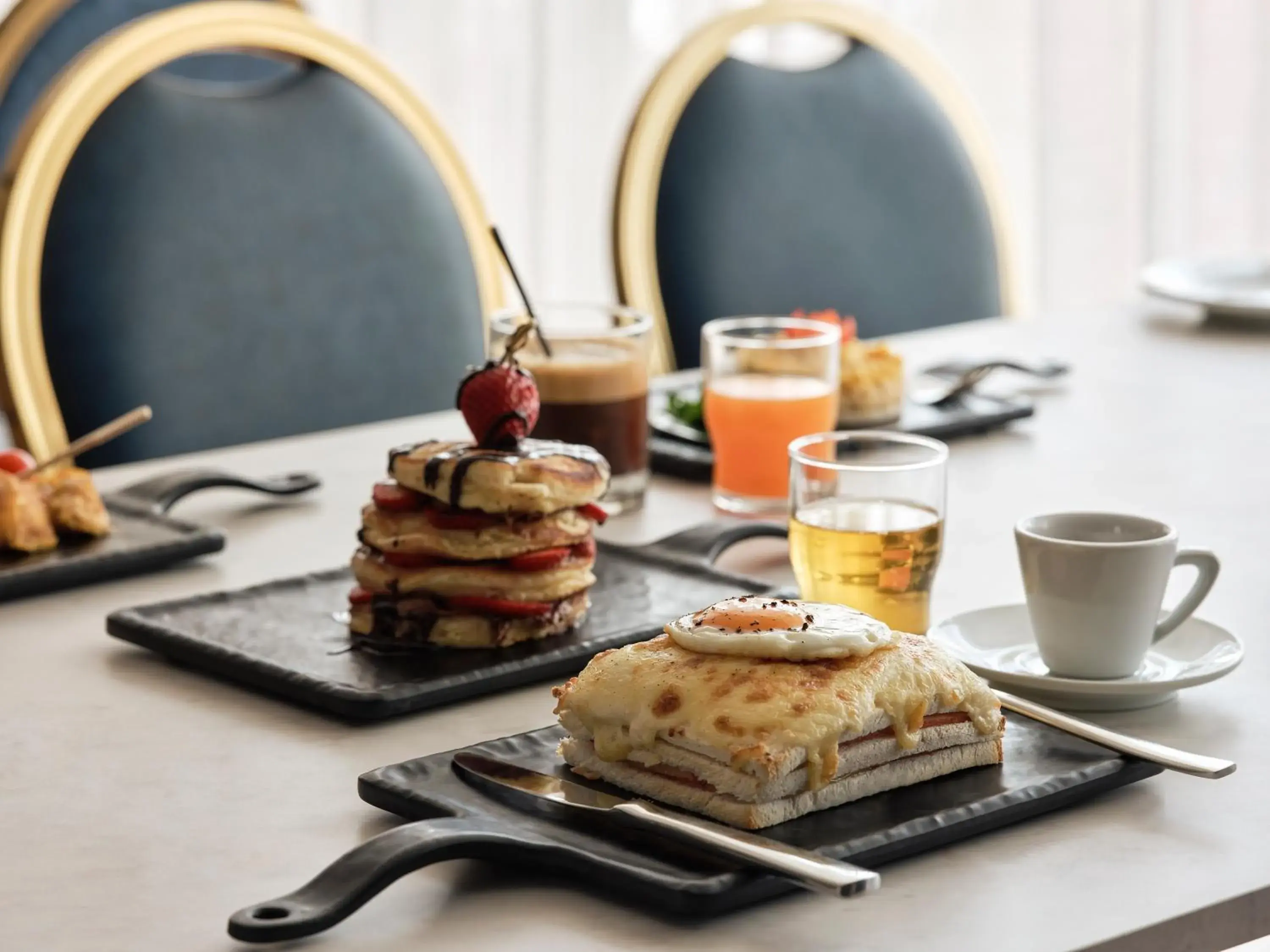 Restaurant/places to eat in Candia Hotel Restaurant/places to eat in Candia Hotel