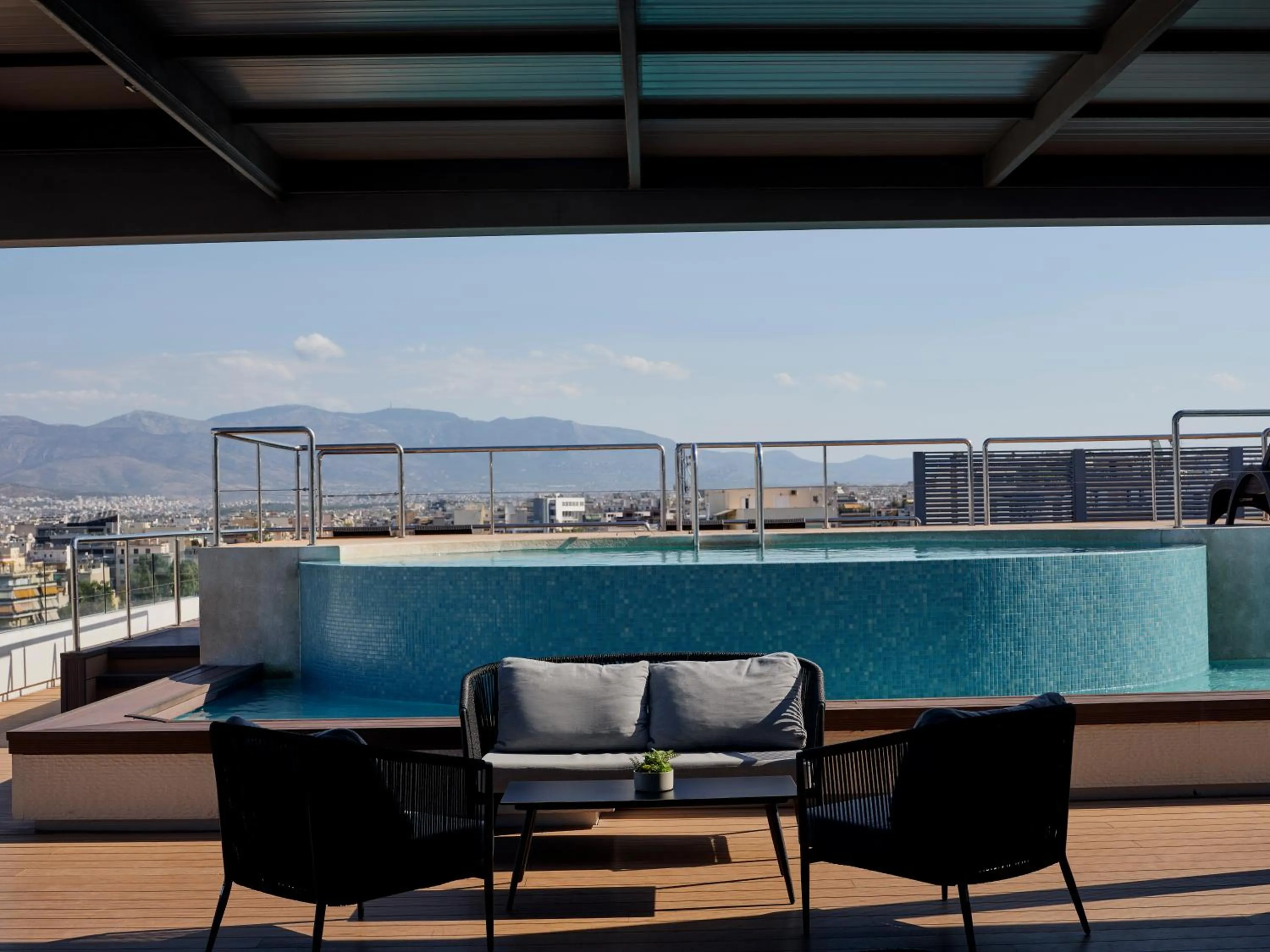 Swimming pool in Candia Hotel