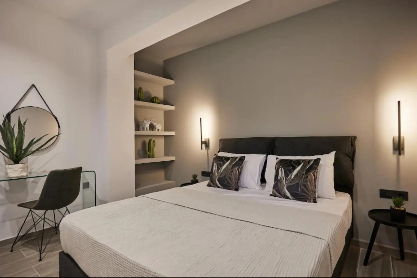 Bed in Iniohos Zante Hotel & Suites