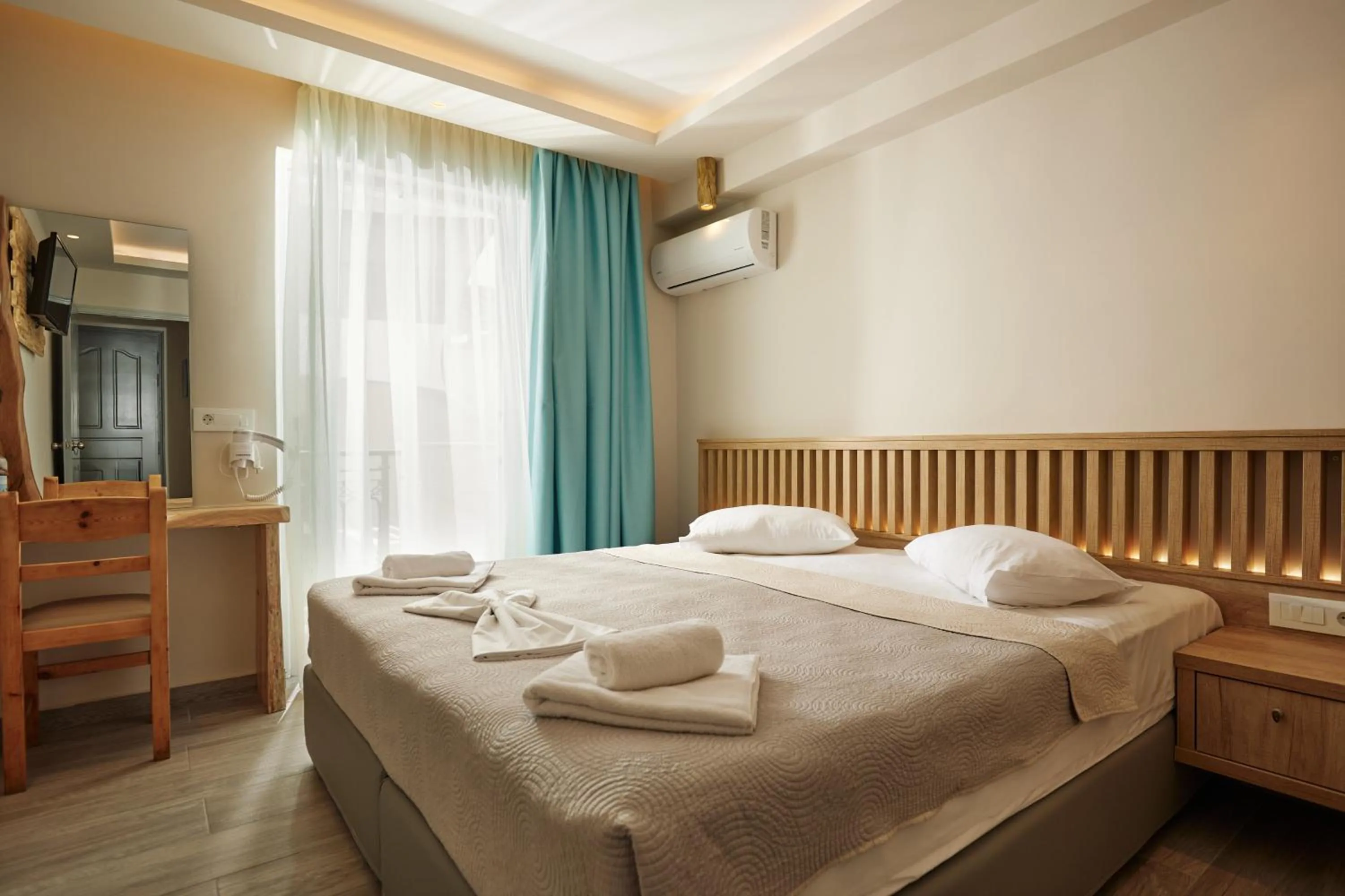 Bedroom, Bed in Iniohos Zante Hotel & Suites