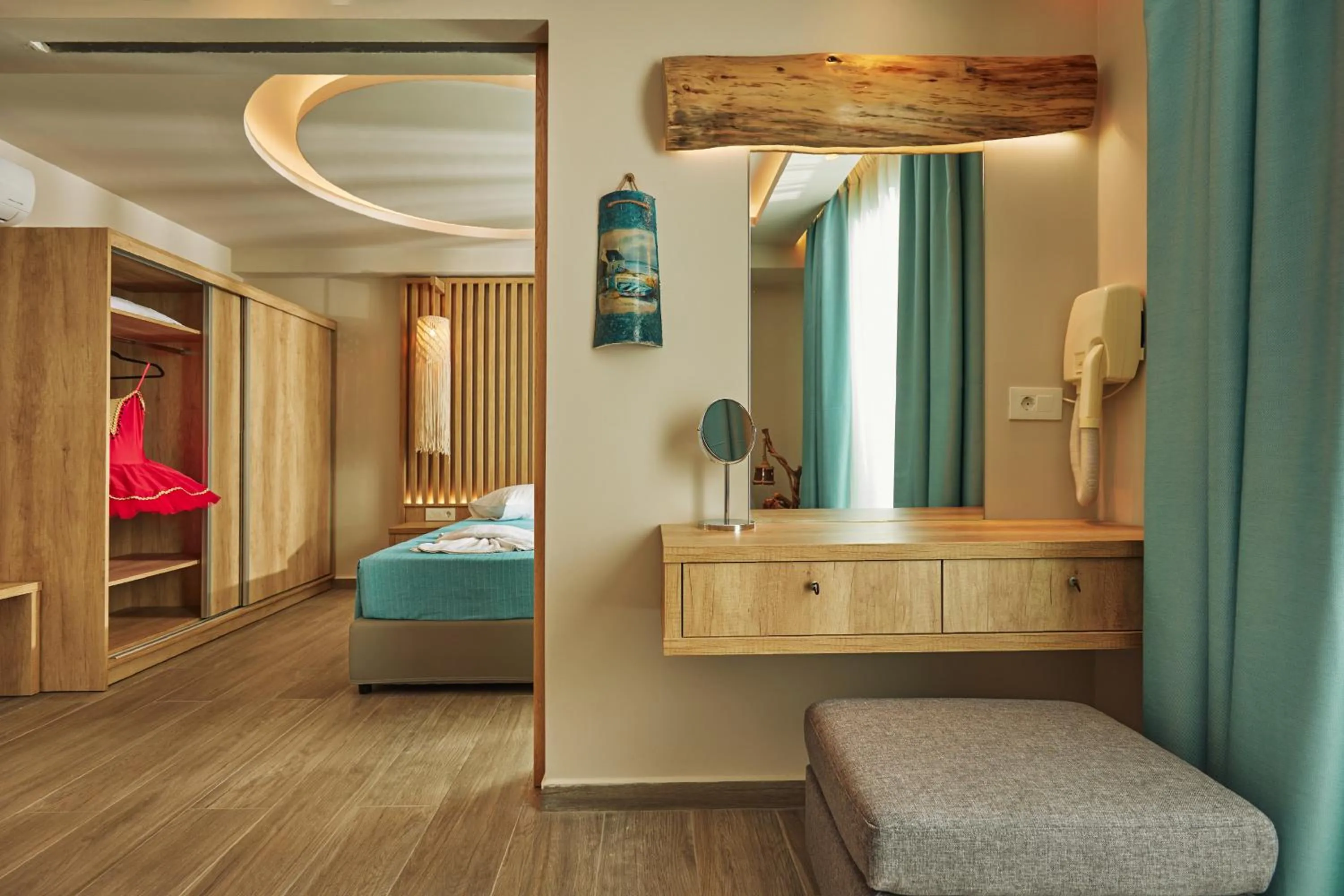 Bedroom, Bed in Iniohos Zante Hotel & Suites