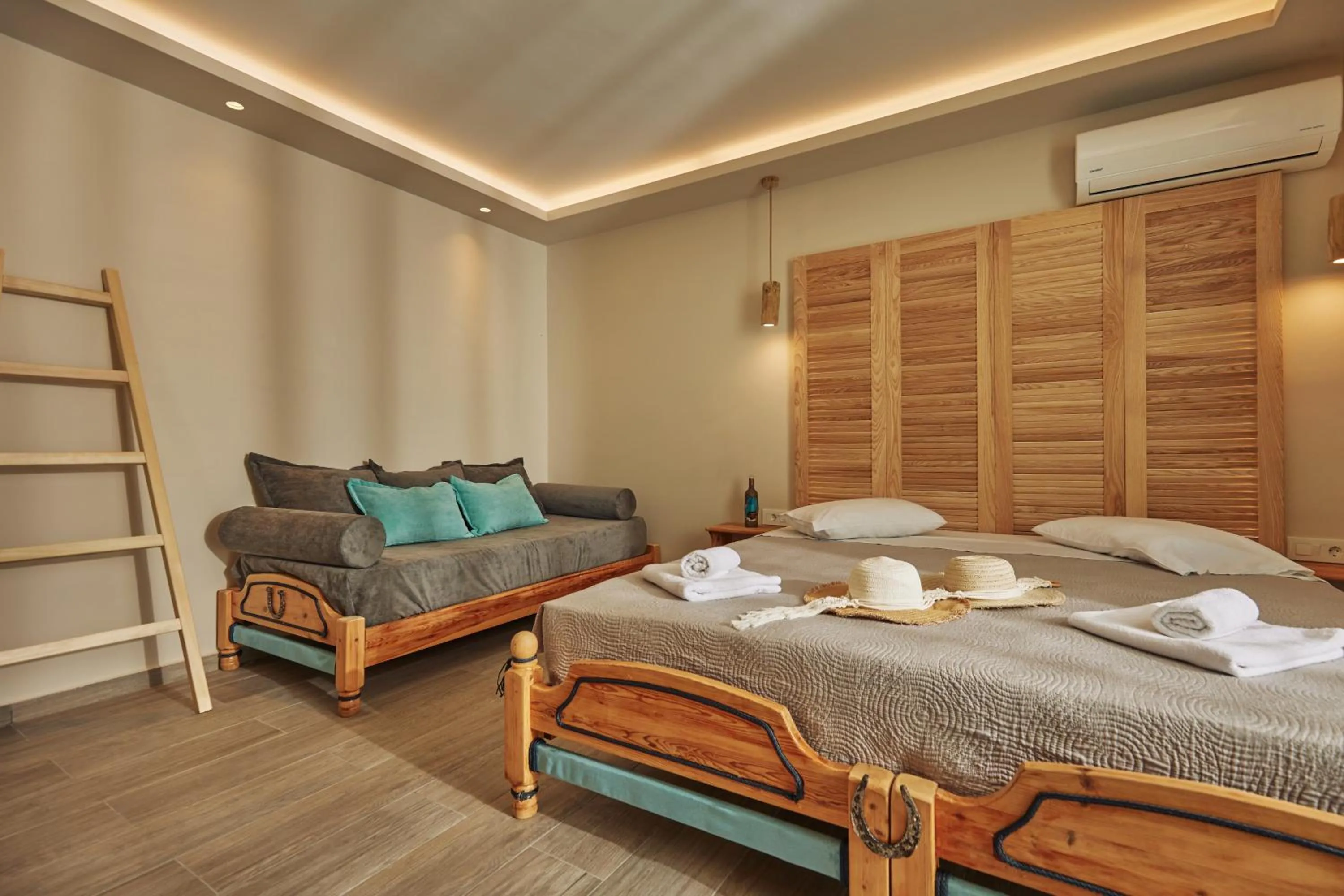 Bedroom, Bed in Iniohos Zante Hotel & Suites