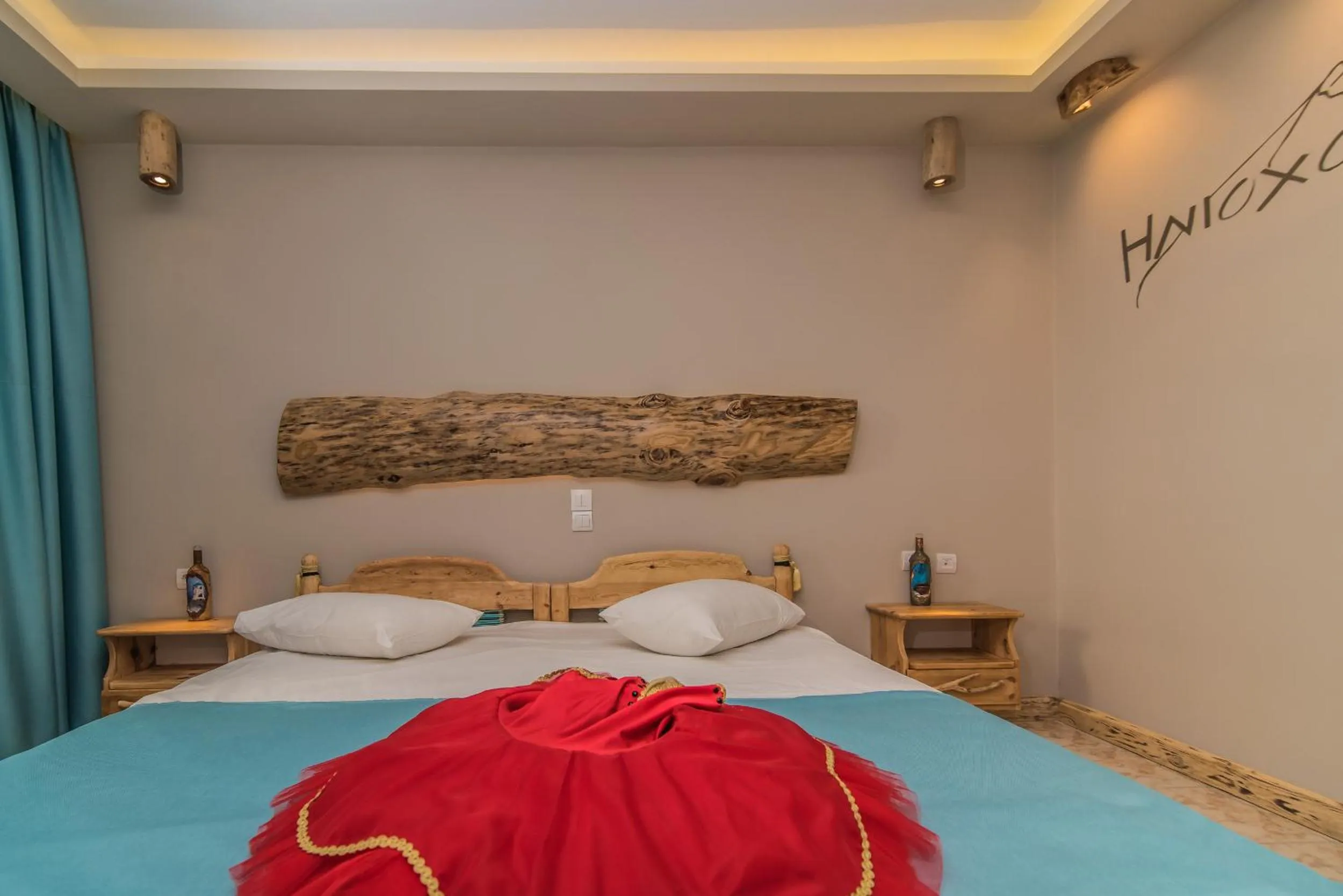 Bed in Iniohos Zante Hotel & Suites