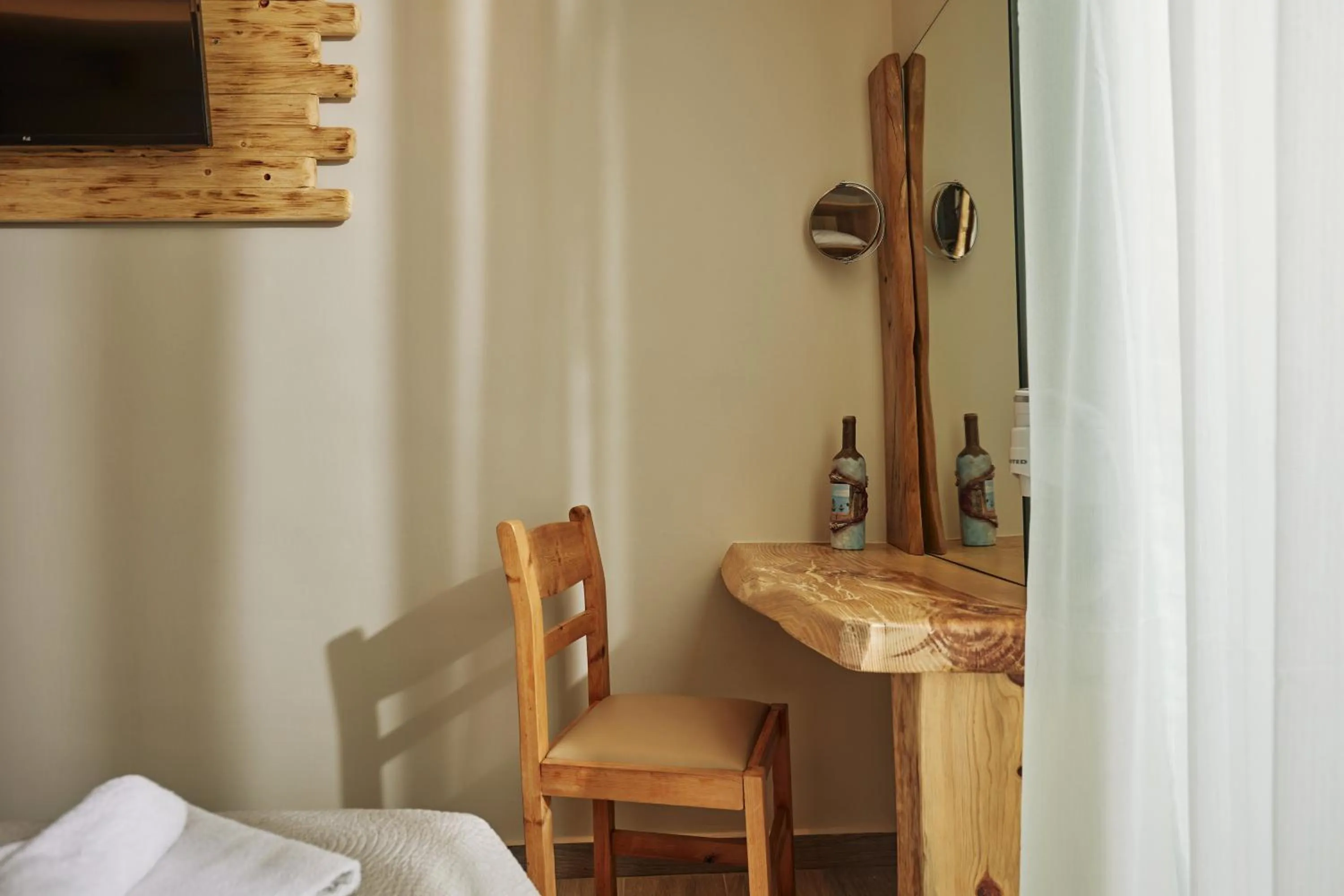 Bedroom in Iniohos Zante Hotel & Suites