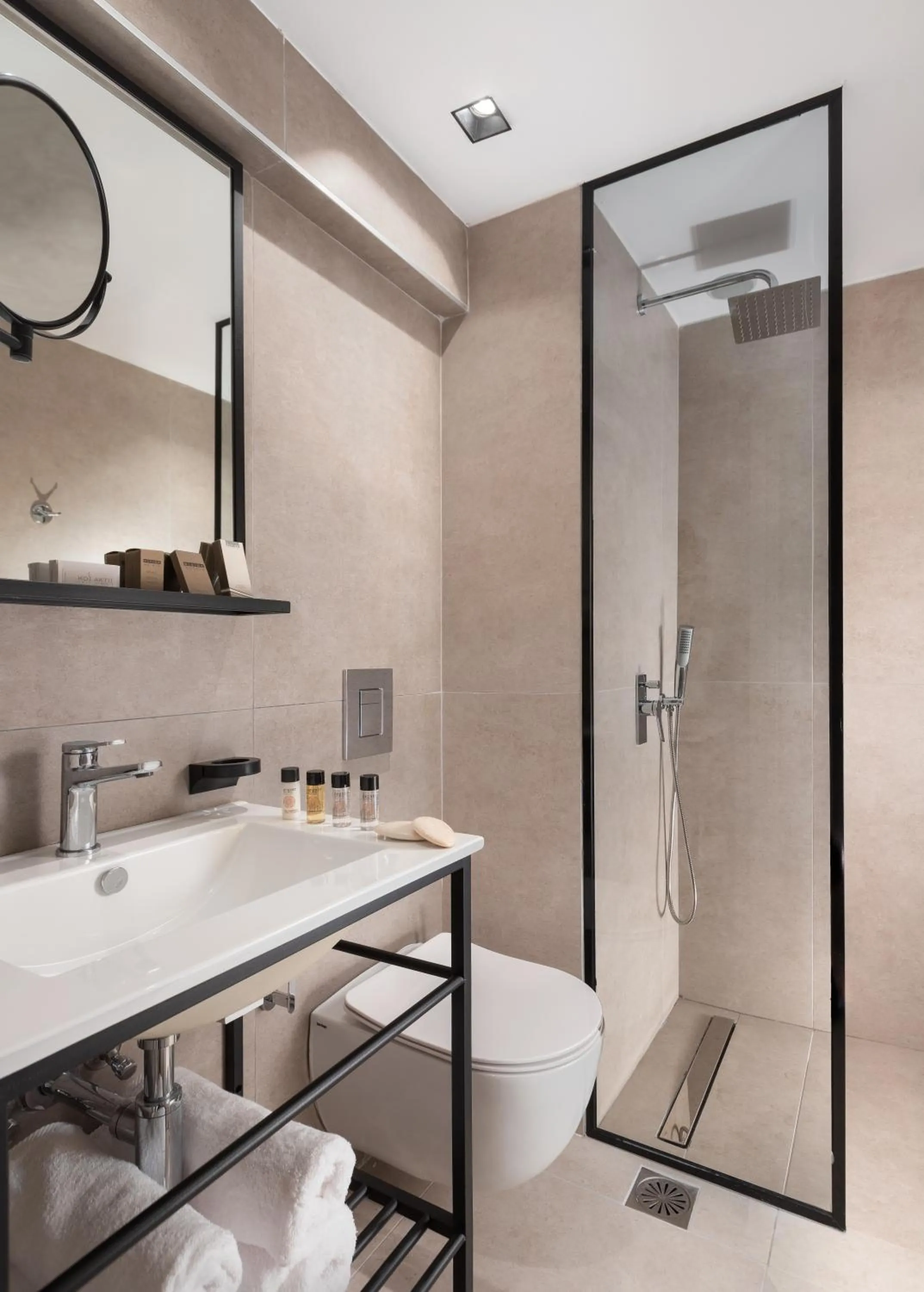 Bathroom in Kos Divine Hotel & Suites