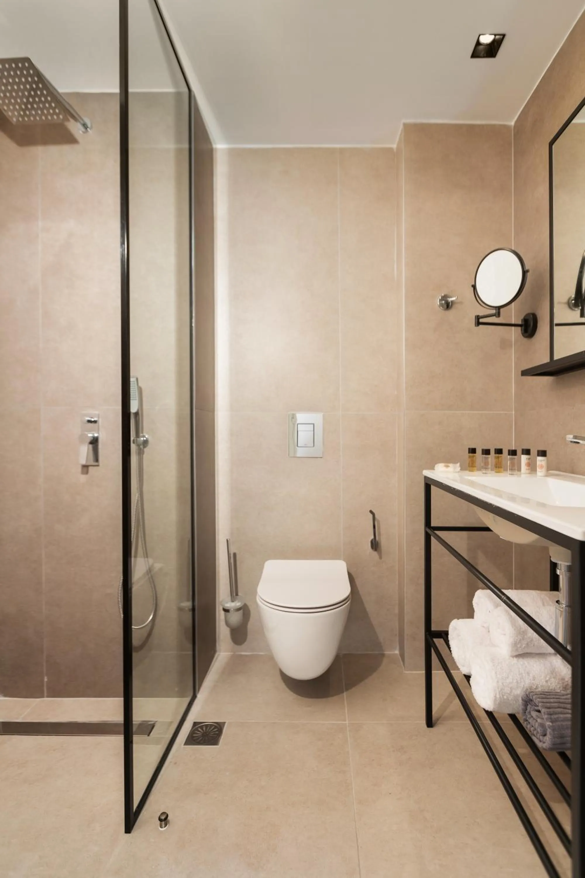 Bathroom in Kos Divine Hotel & Suites