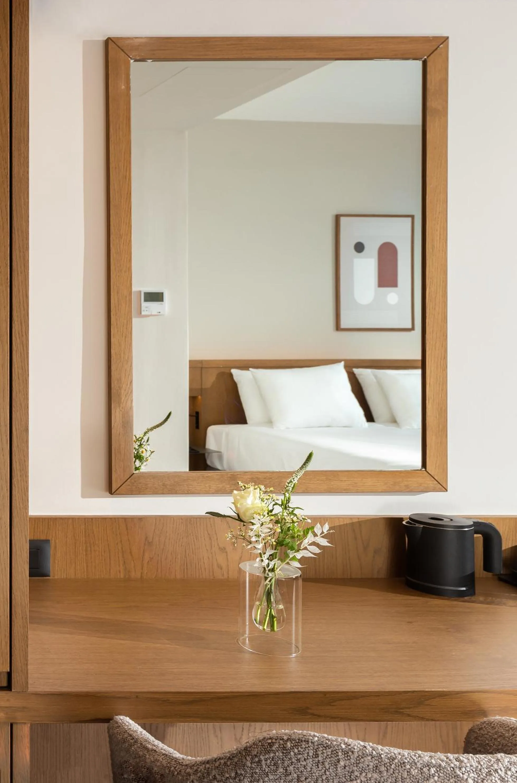 Coffee/tea facilities, Bed in Kos Divine Hotel & Suites