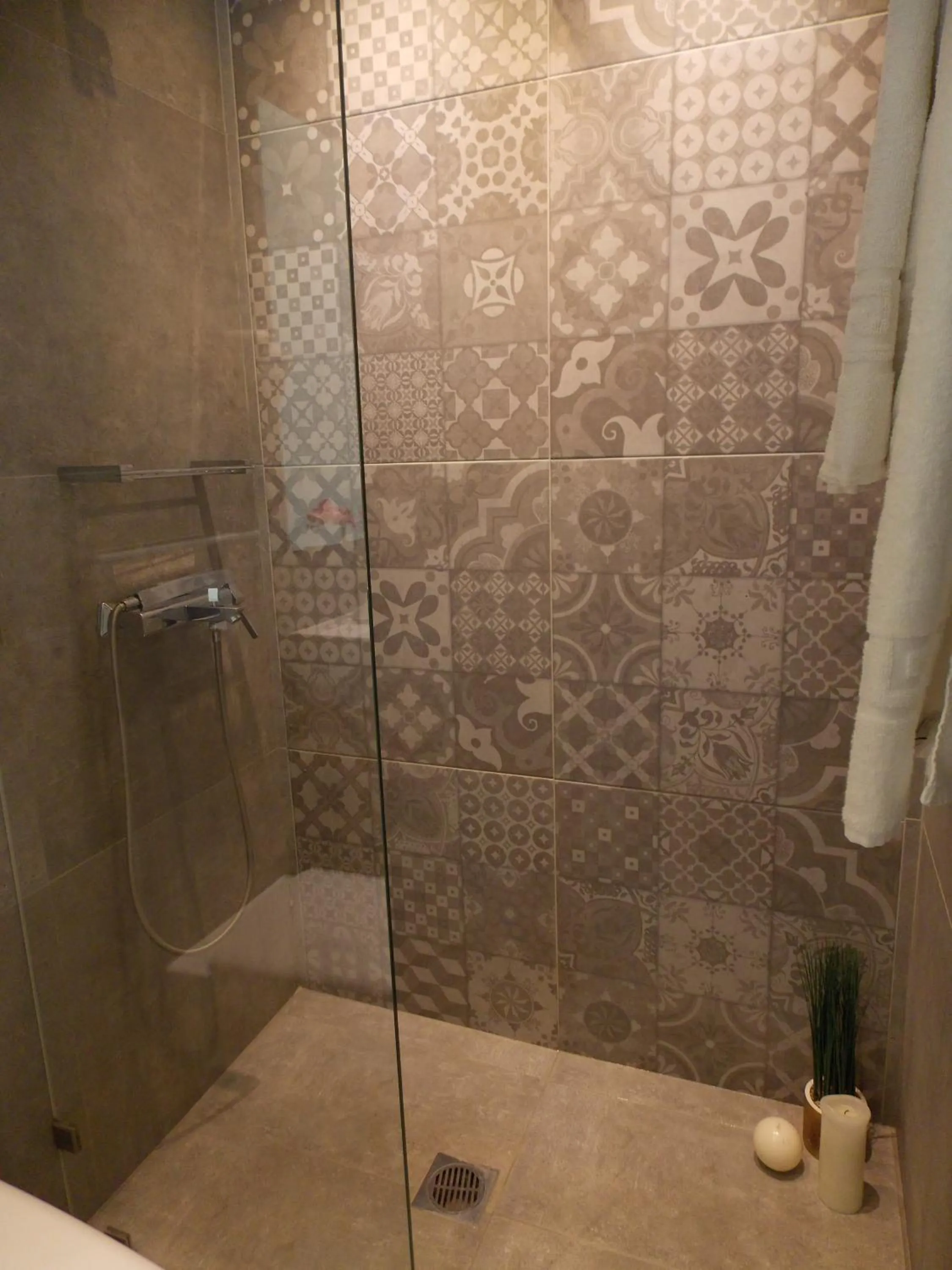Shower in Hotel Alexandros