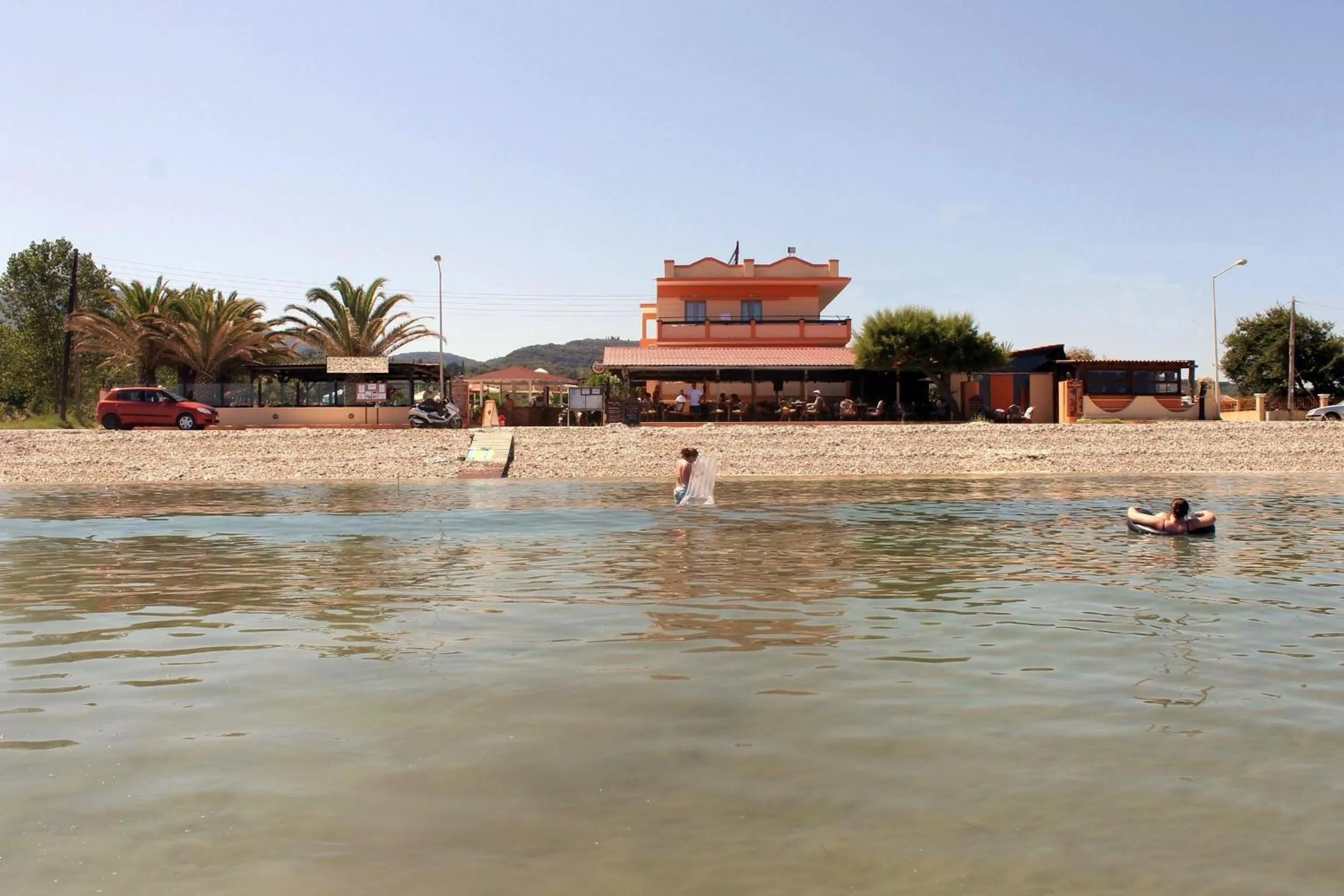 Facade/entrance in Ninos On The Beach Hotel