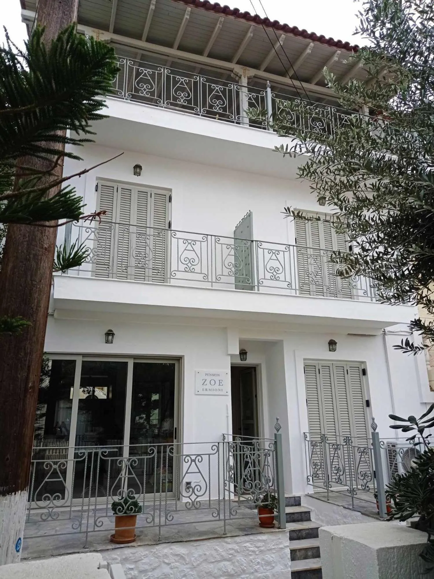 Property building in Zoe Pension