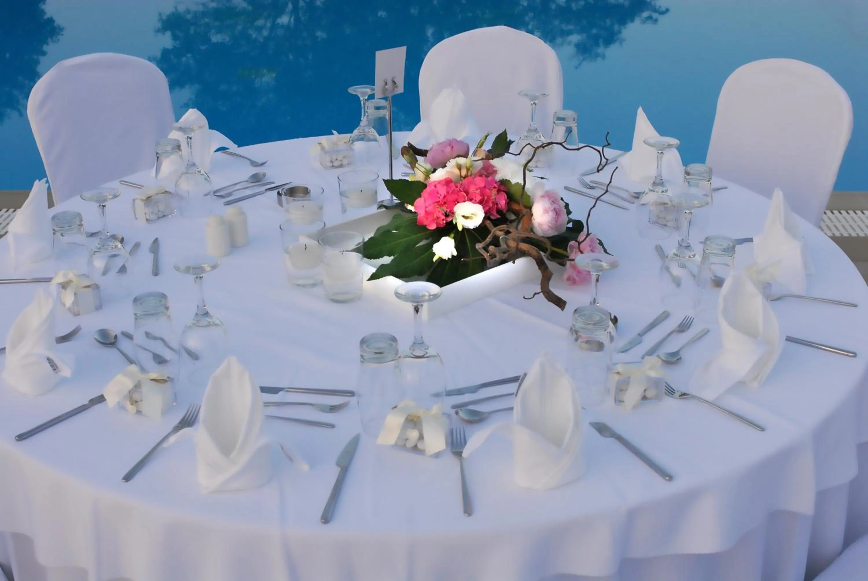 Banquet/Function facilities in Lucy Hotel