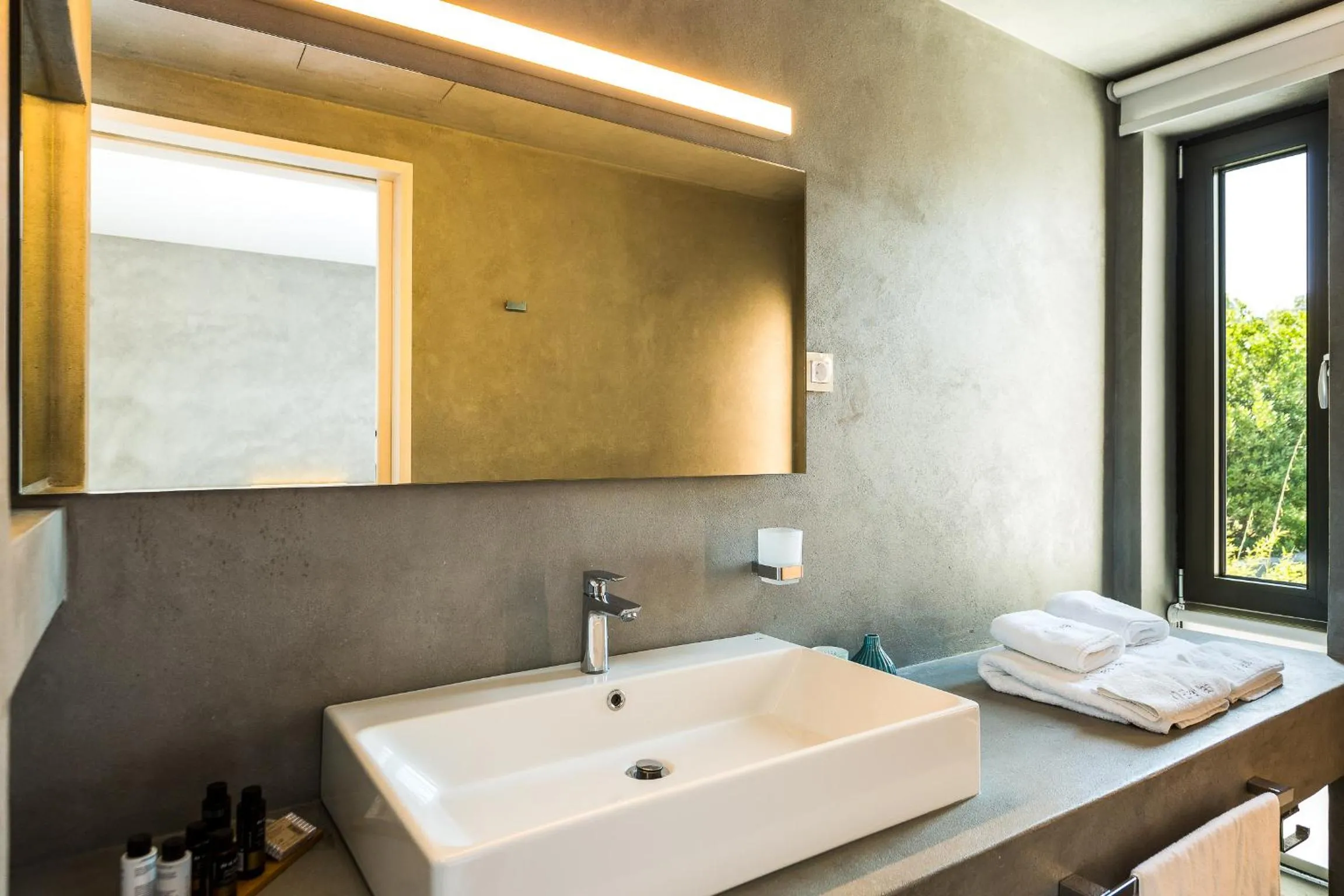 Bathroom in Elea Villas - Aspro & Blanche