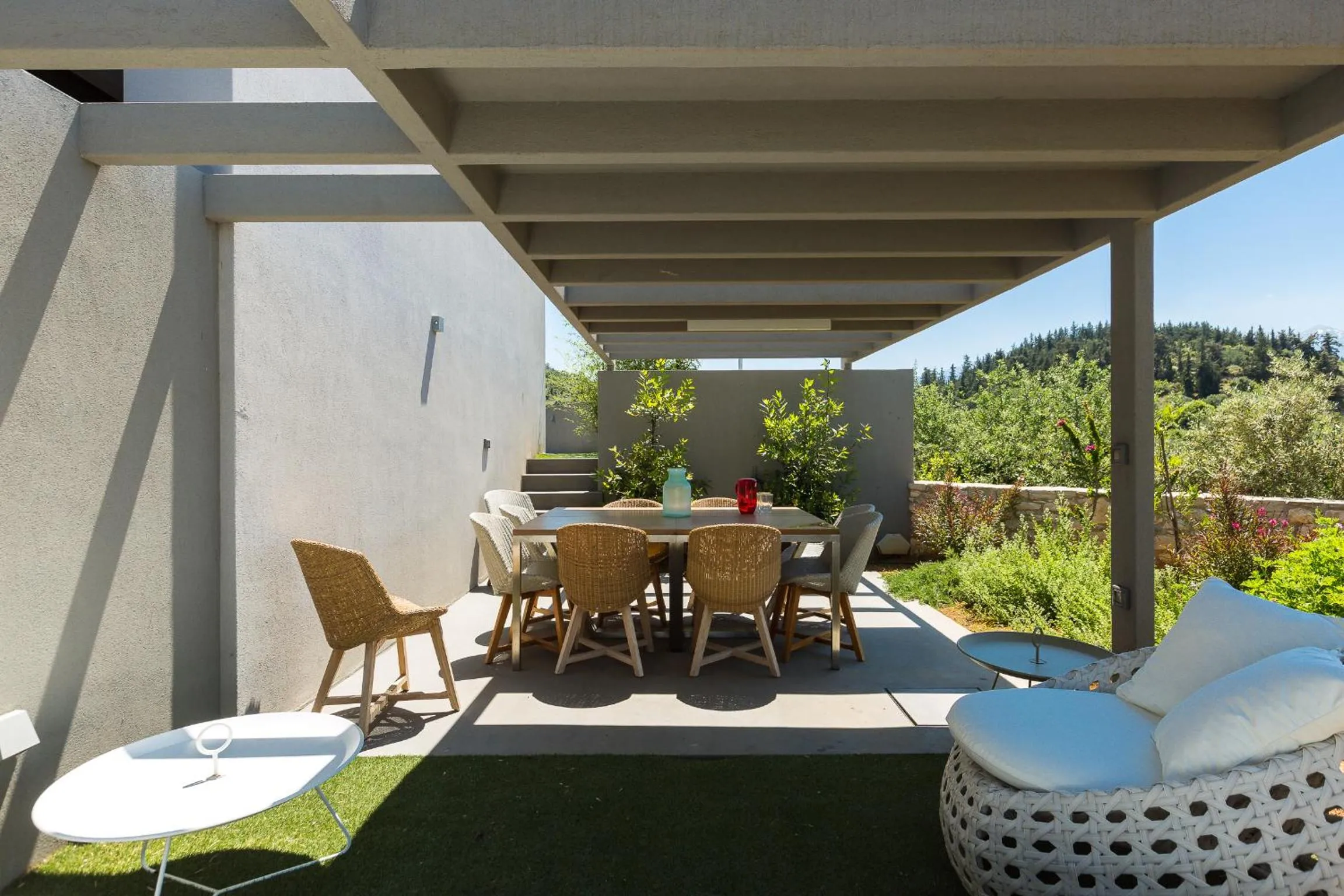 Garden view in Elea Villas - Aspro & Blanche