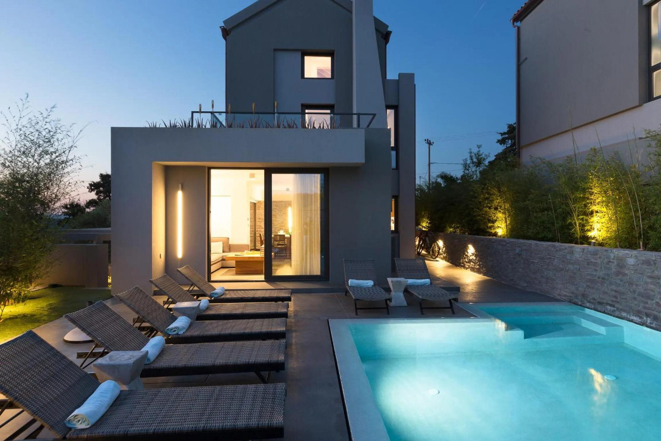 Property building in Elea Villas - Aspro & Blanche