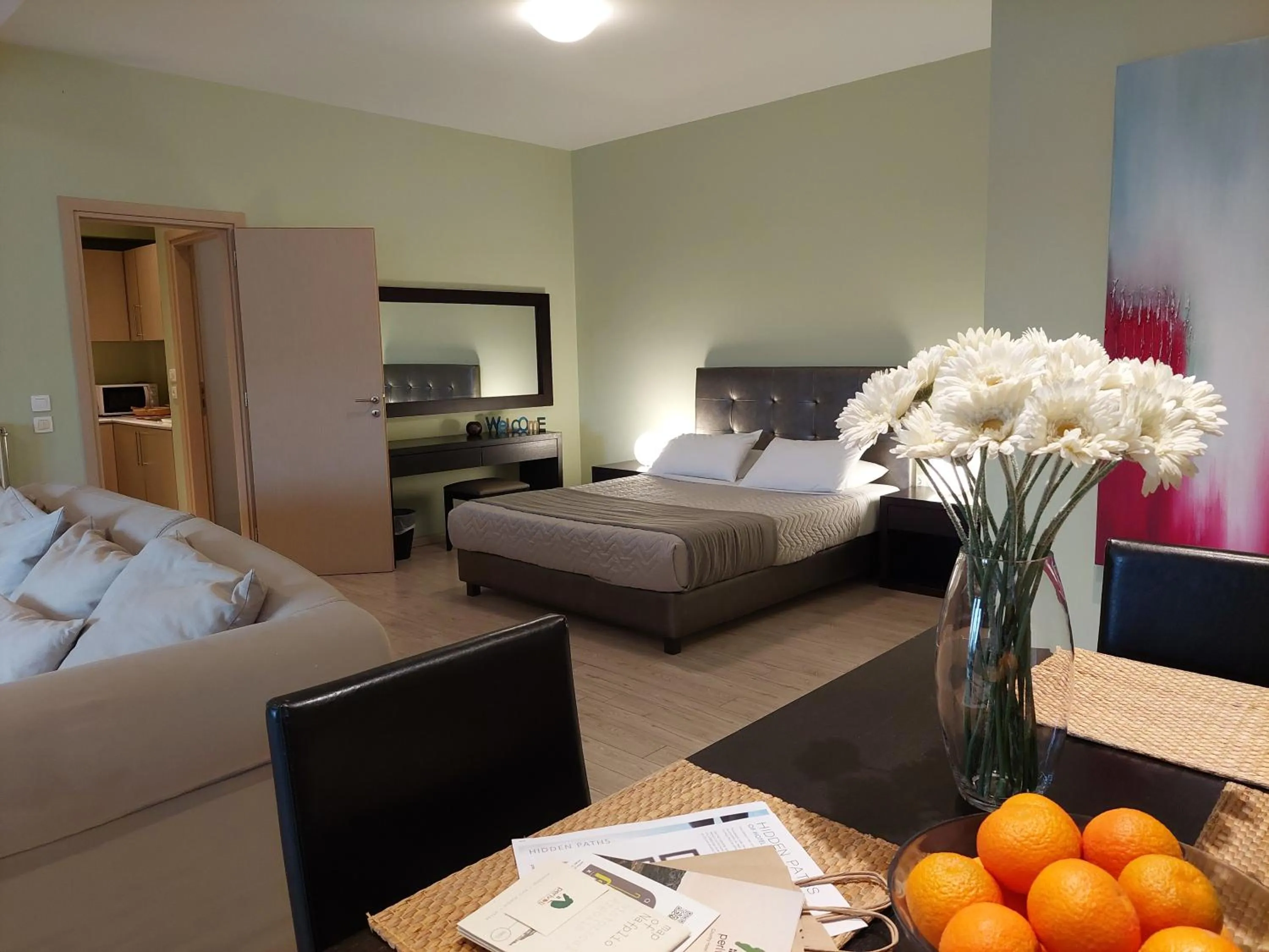 Living room, Bed in Perivoli Country Hotel & Retreat