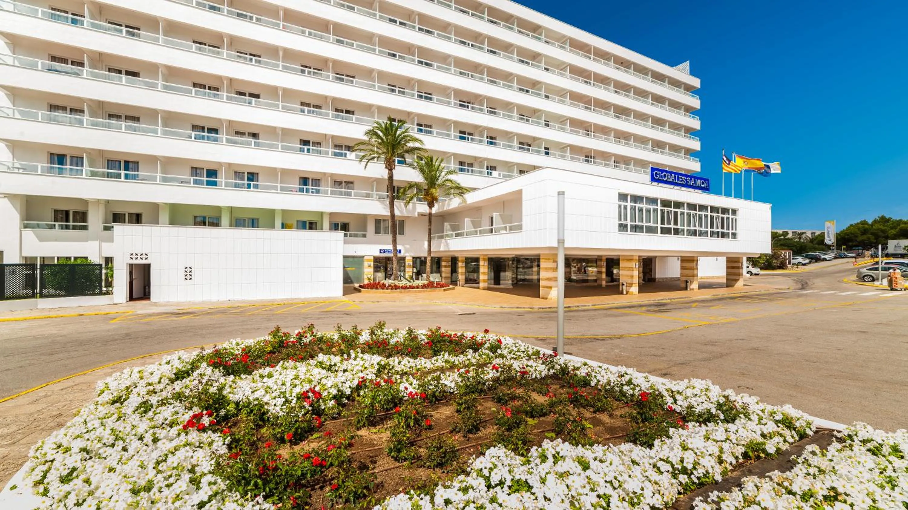 Facade/entrance in Globales Samoa