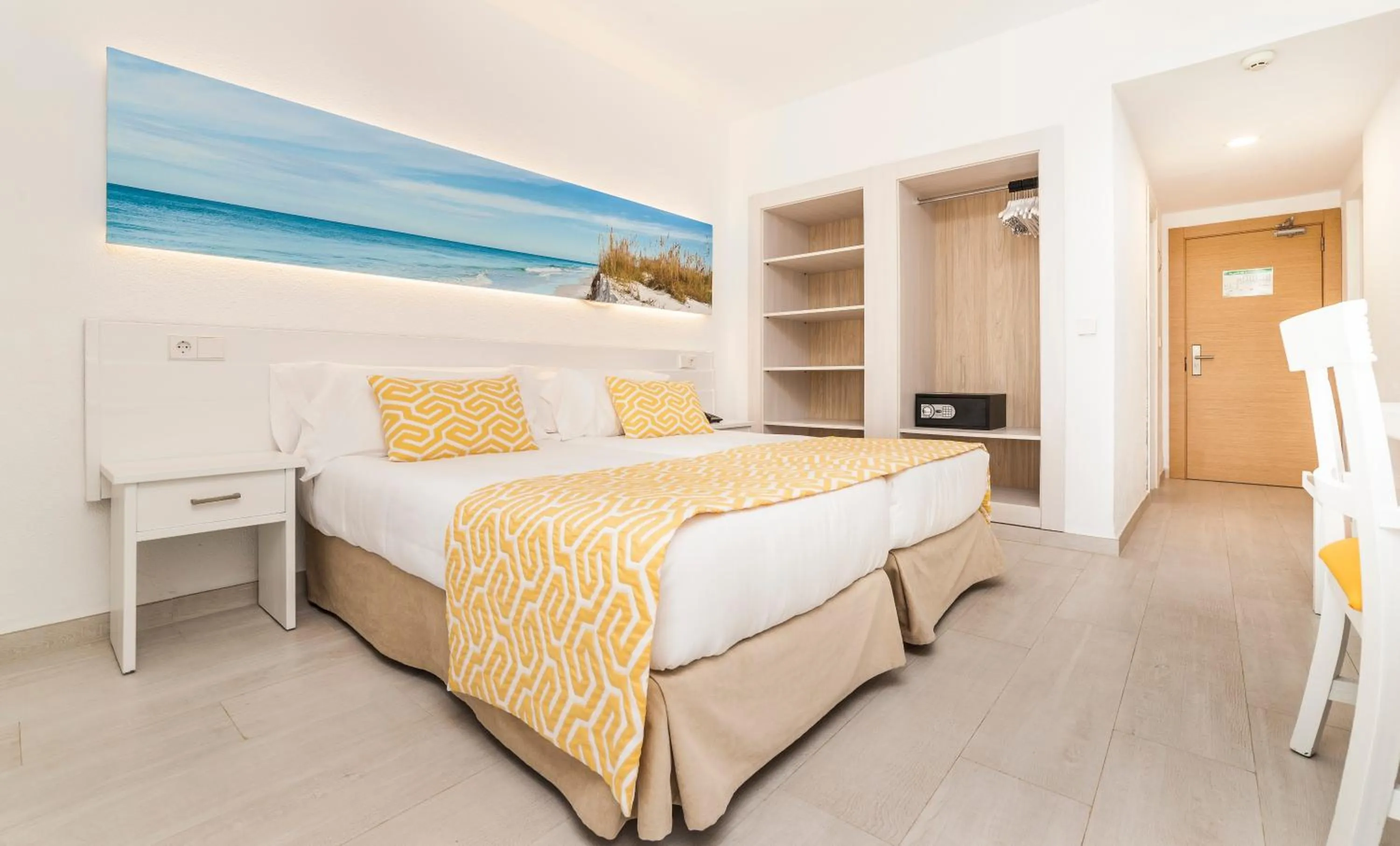 Bedroom, Bed in Globales Samoa